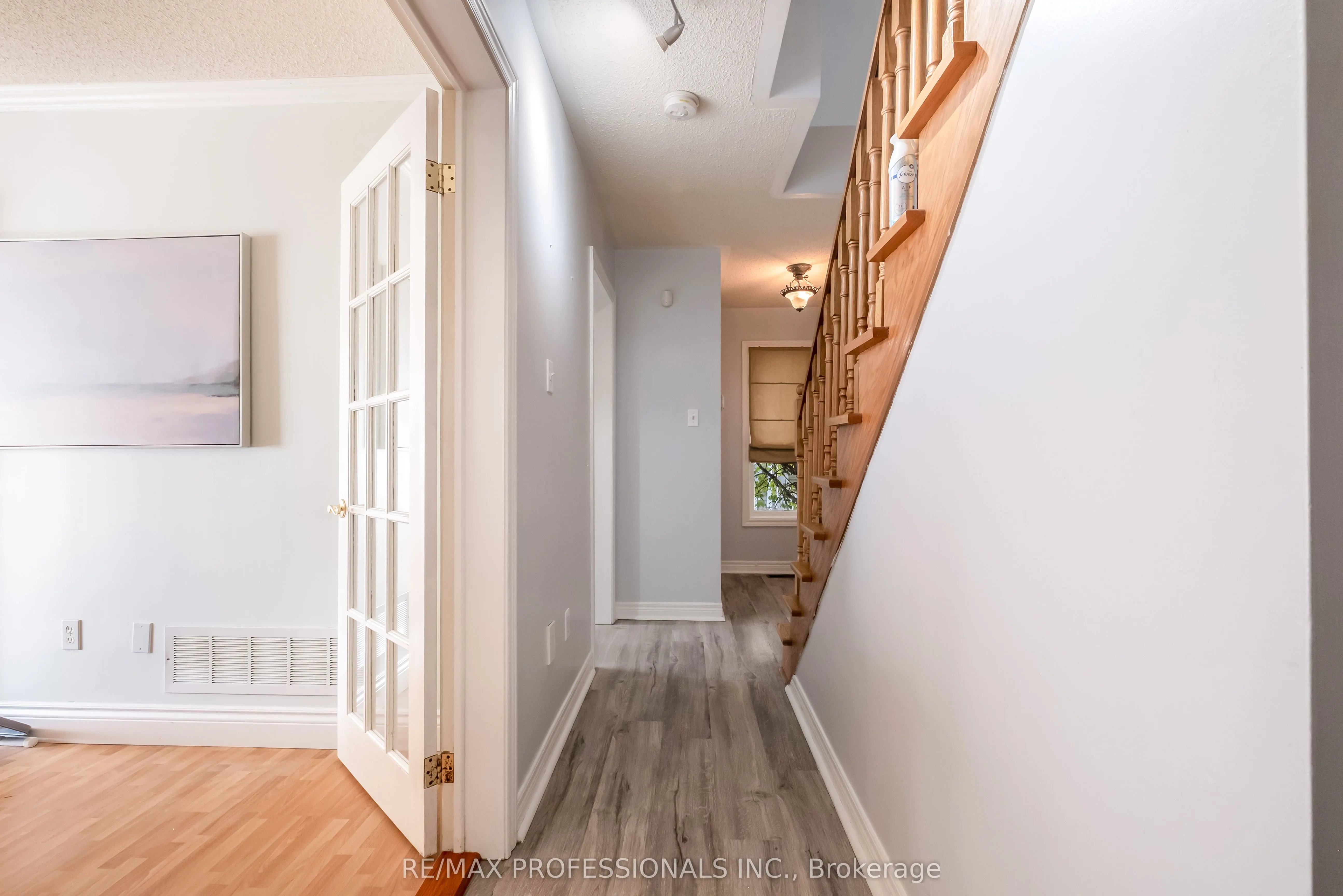 65 Hickorybush Avenue