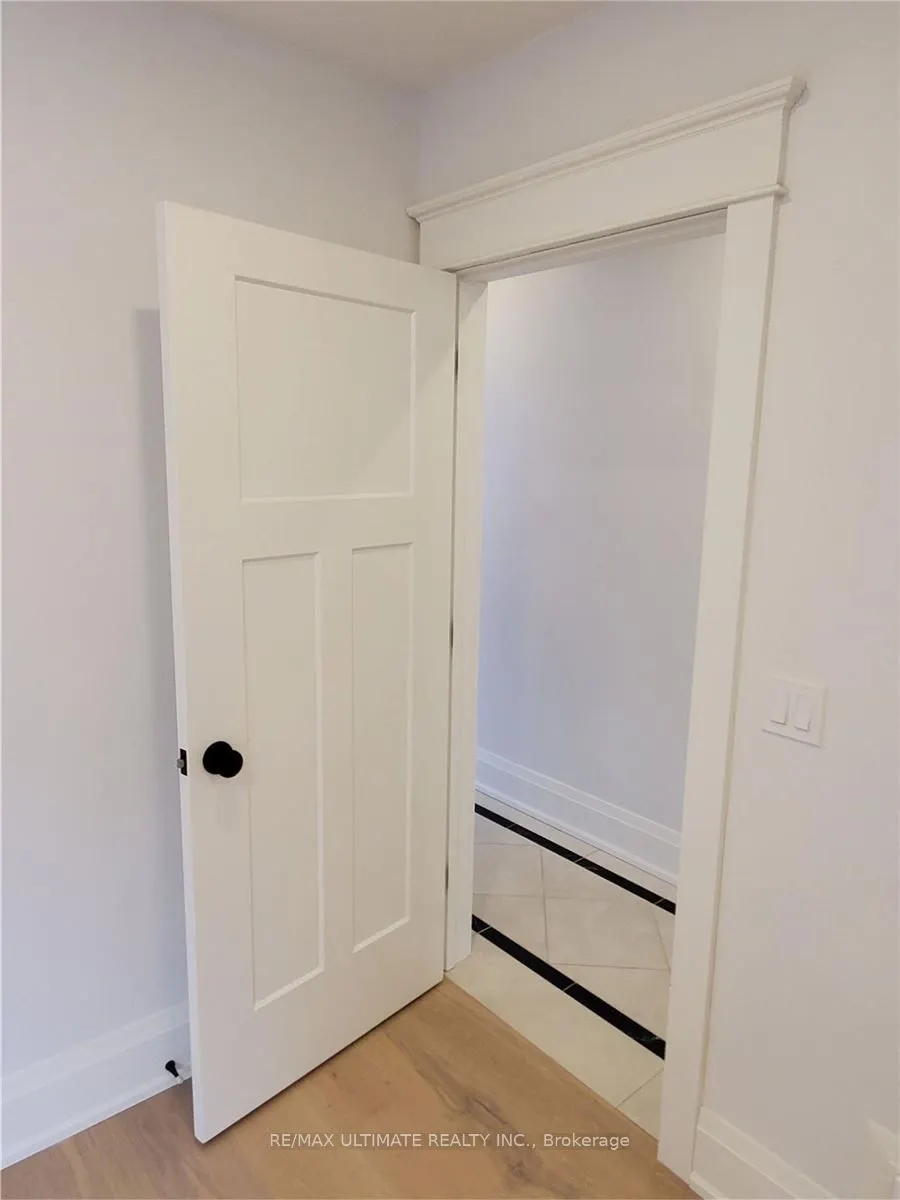 784A Dovercourt Road, #2nd Flr