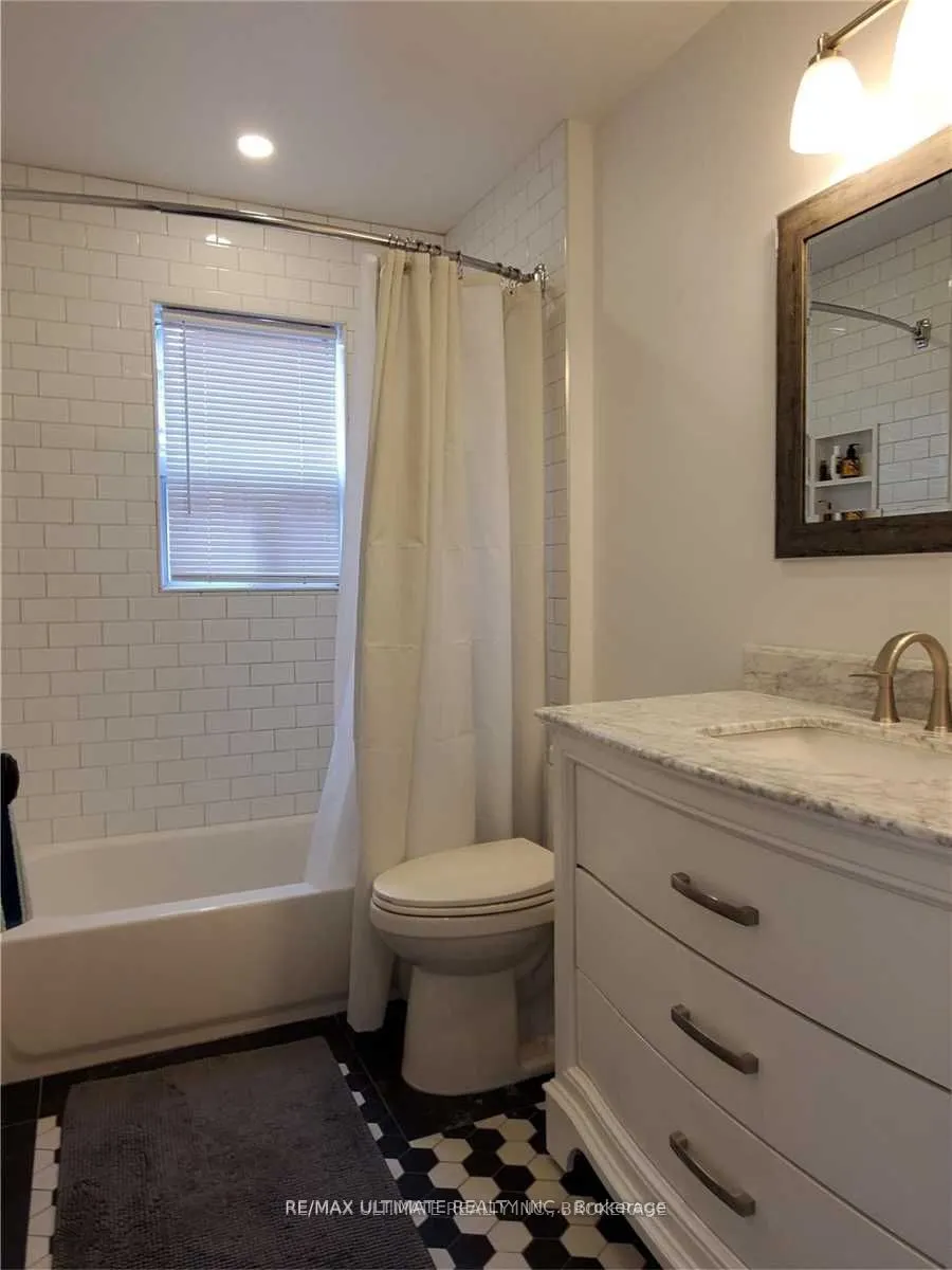 784A Dovercourt Road, #2nd Flr