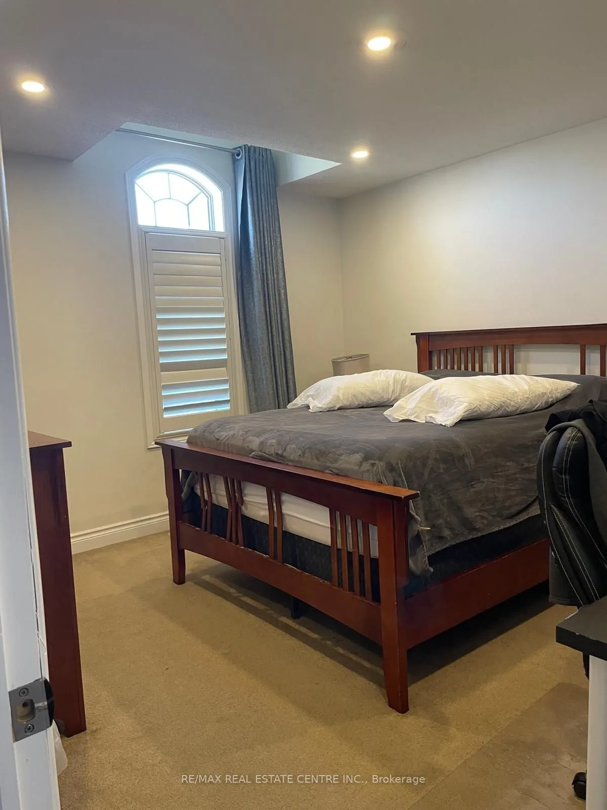 4135 Shipp Drive, #10