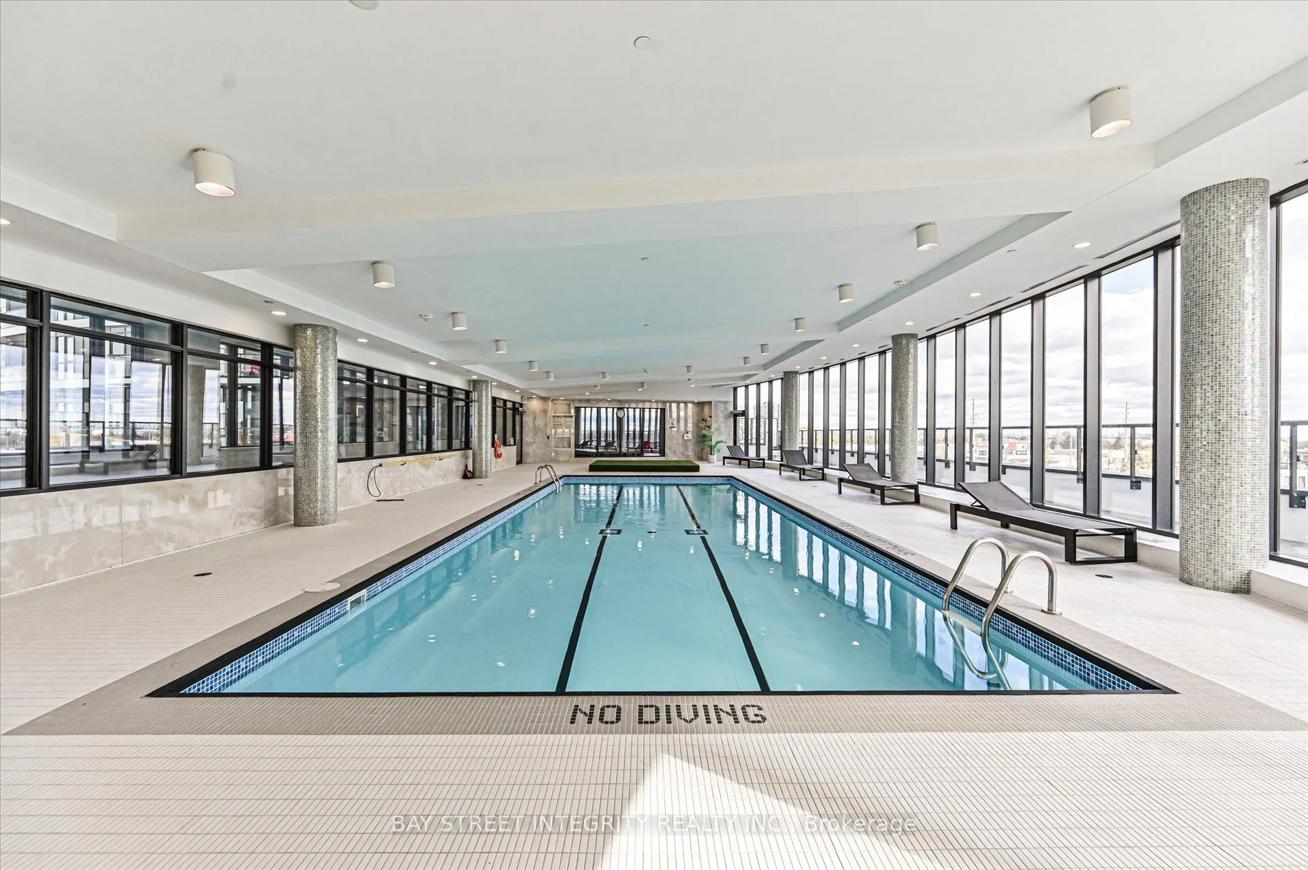 35 Watergarden Drive, #2719