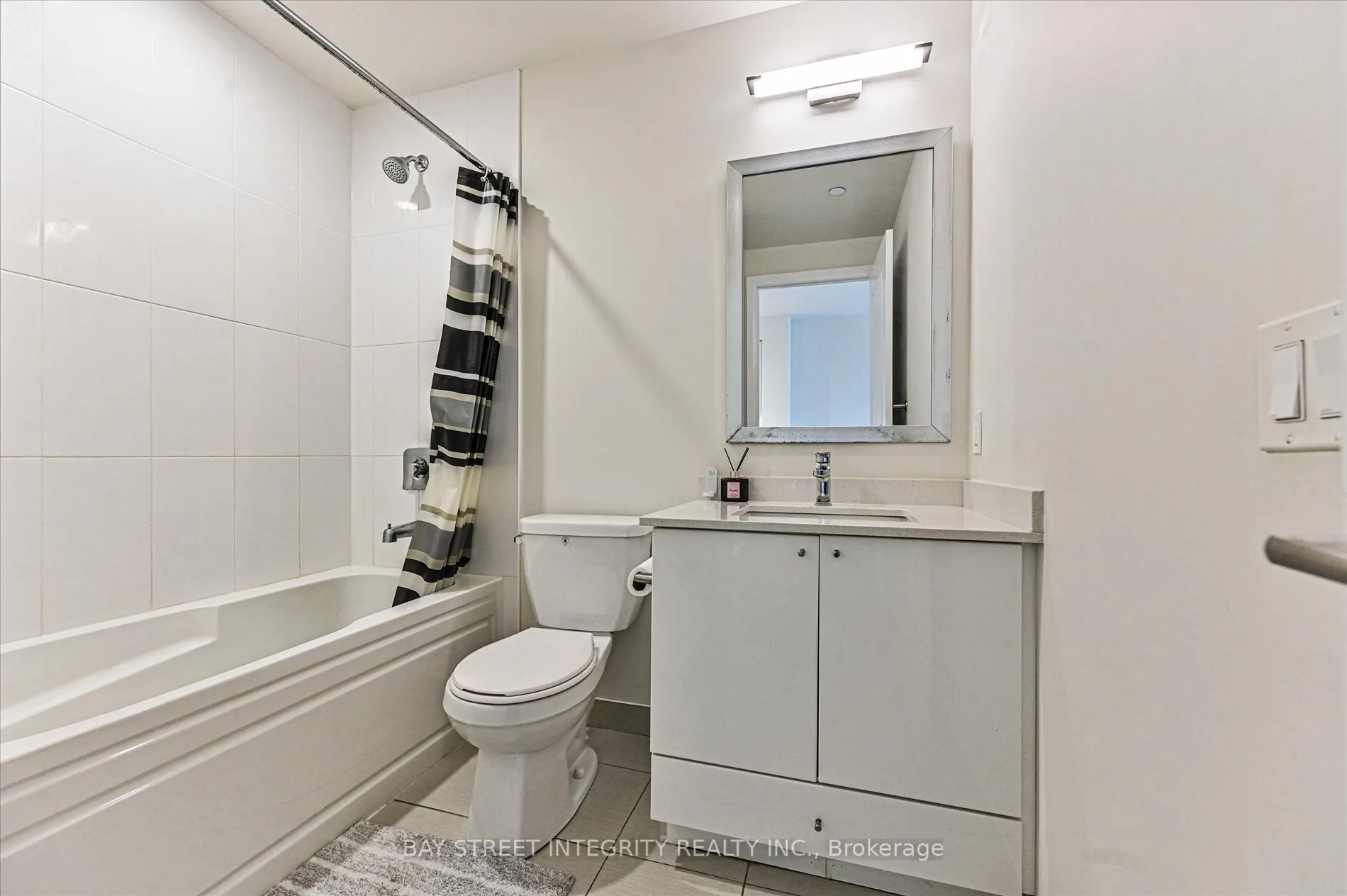 35 Watergarden Drive, #2719