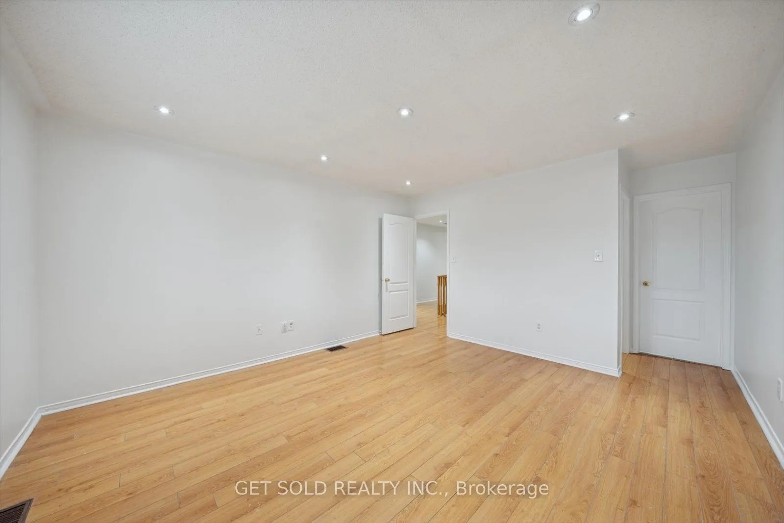 36 Field Thistle Drive