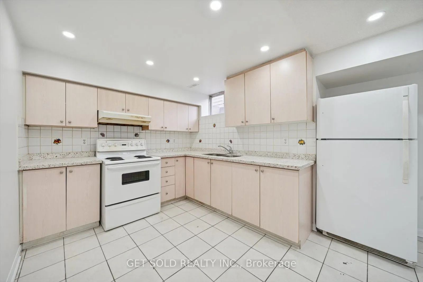 36 Field Thistle Drive