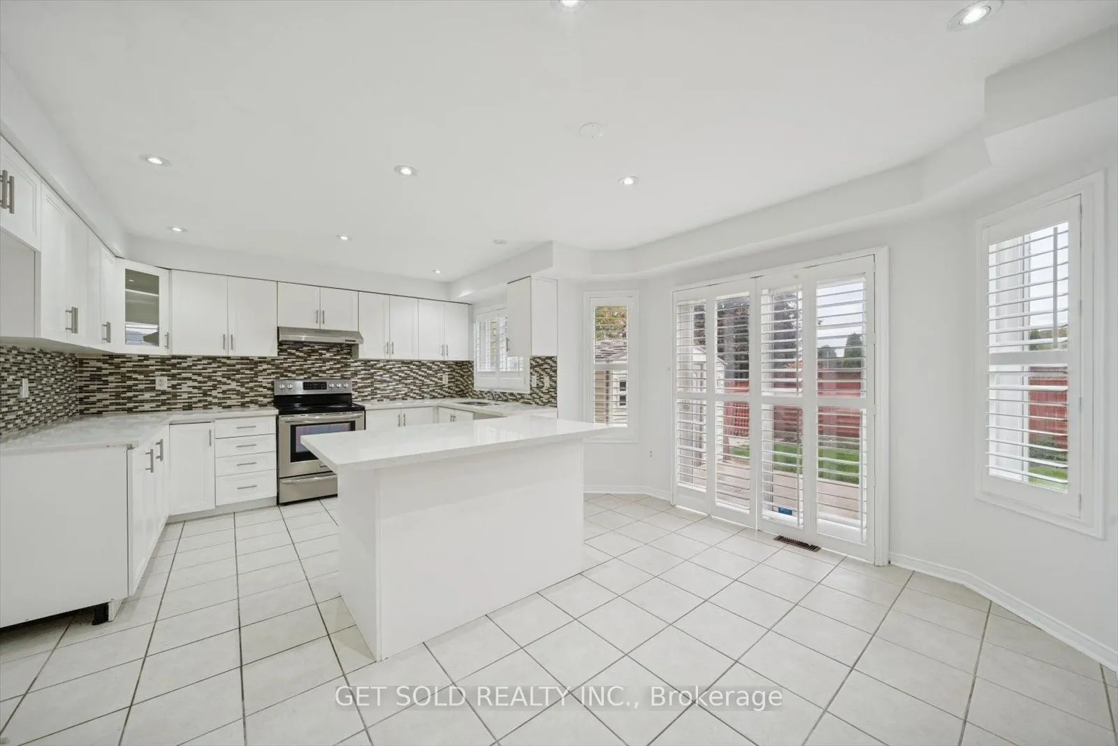 36 Field Thistle Drive