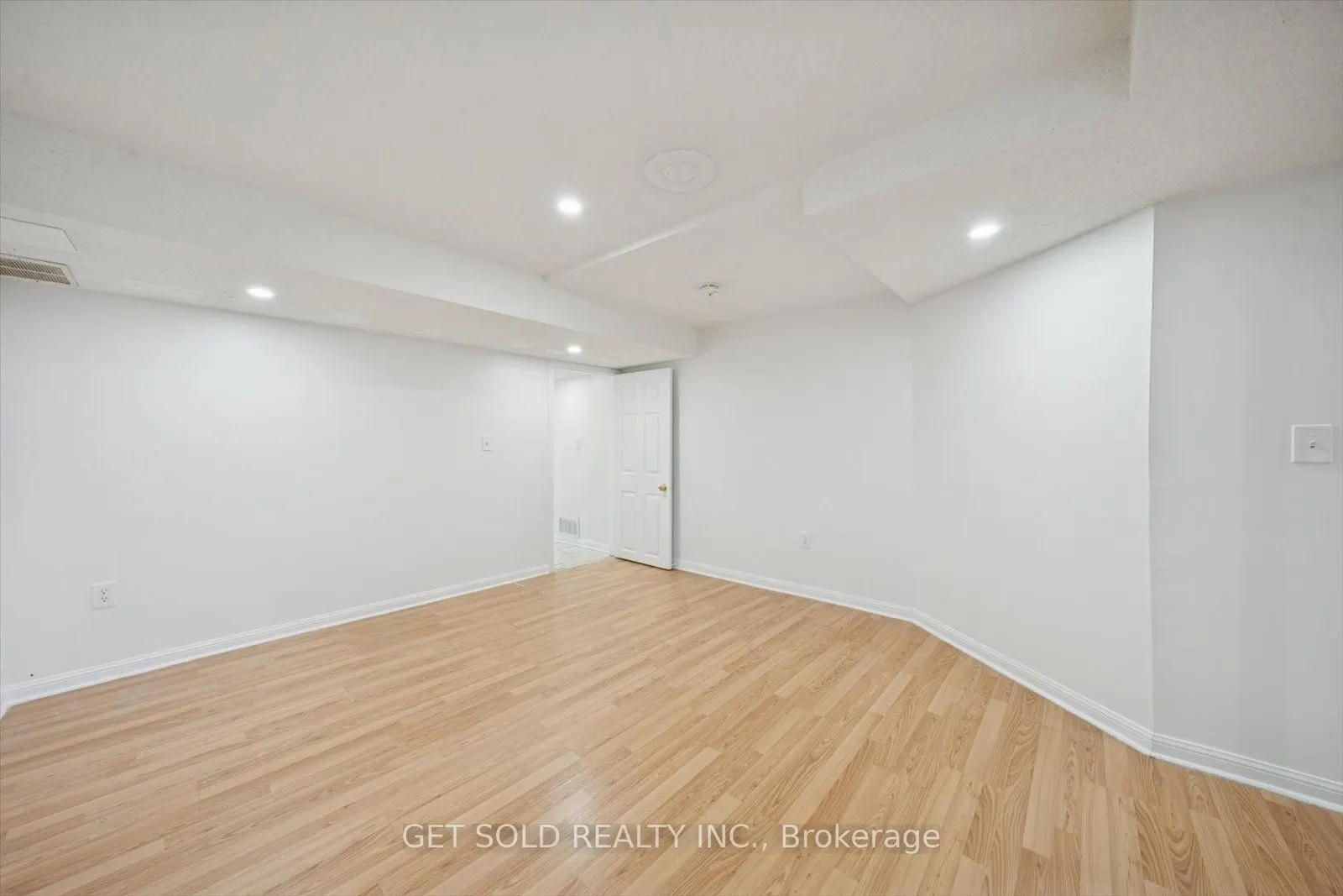 36 Field Thistle Drive