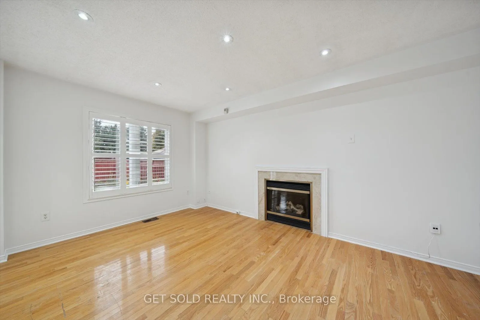 36 Field Thistle Drive