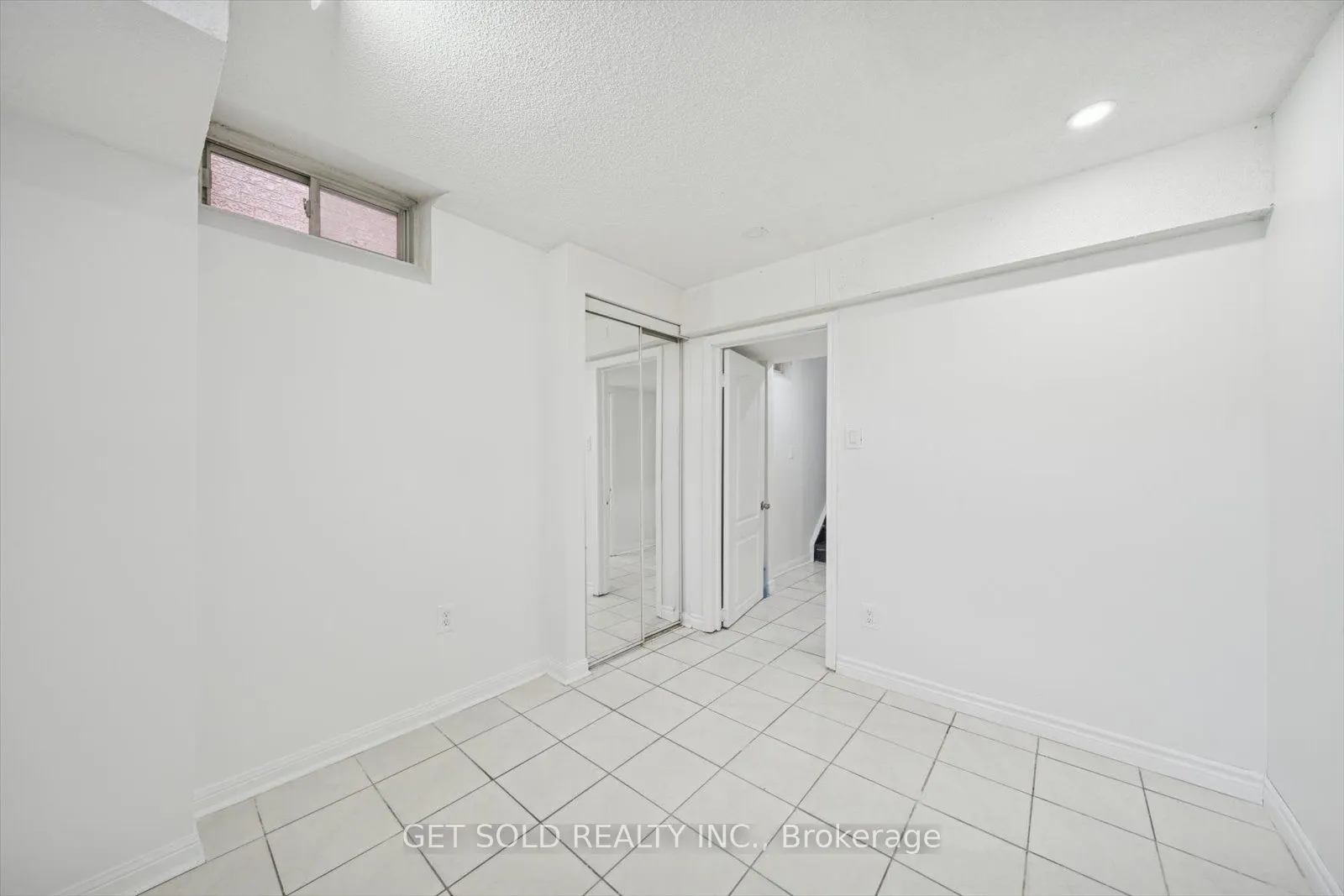 36 Field Thistle Drive