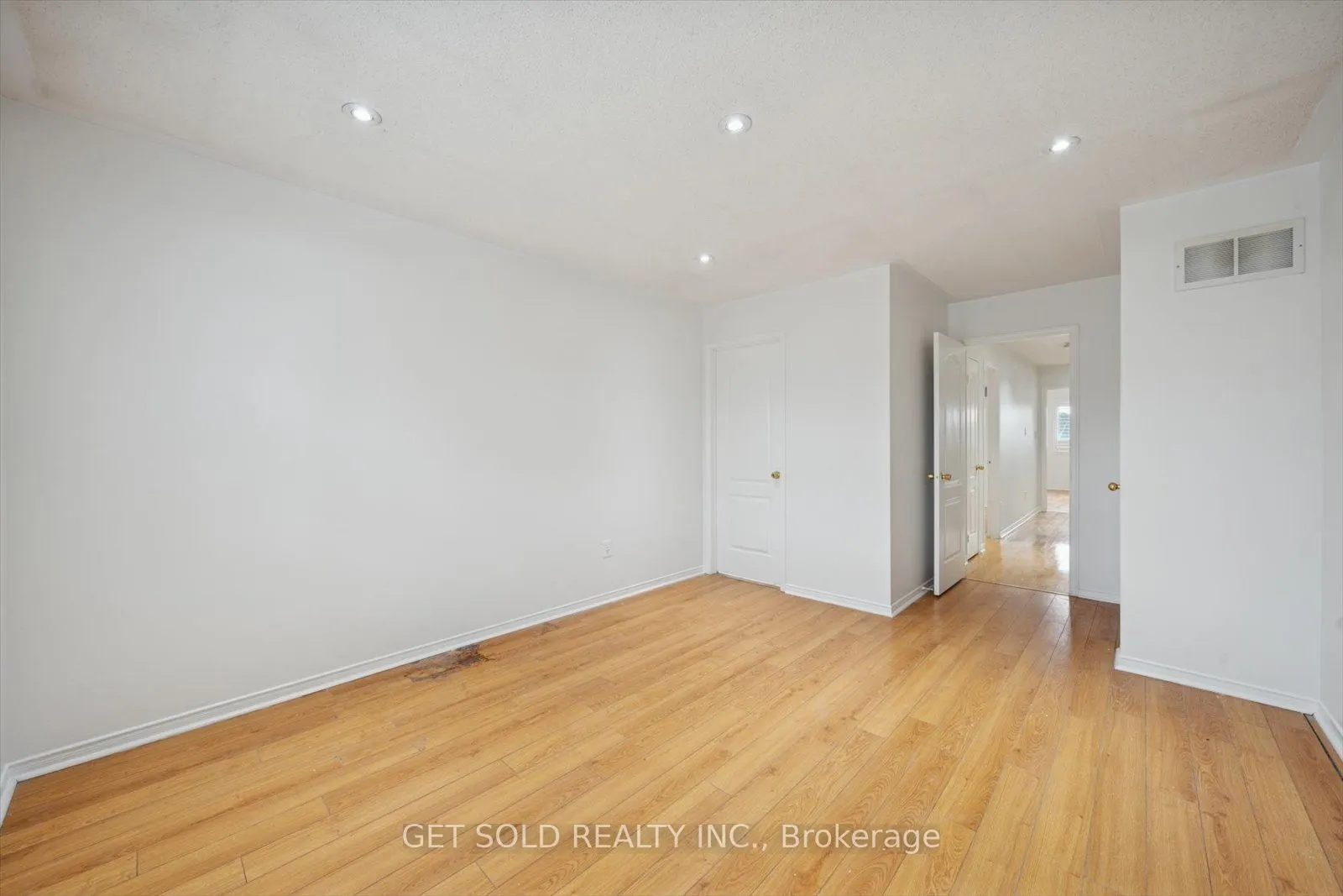 36 Field Thistle Drive