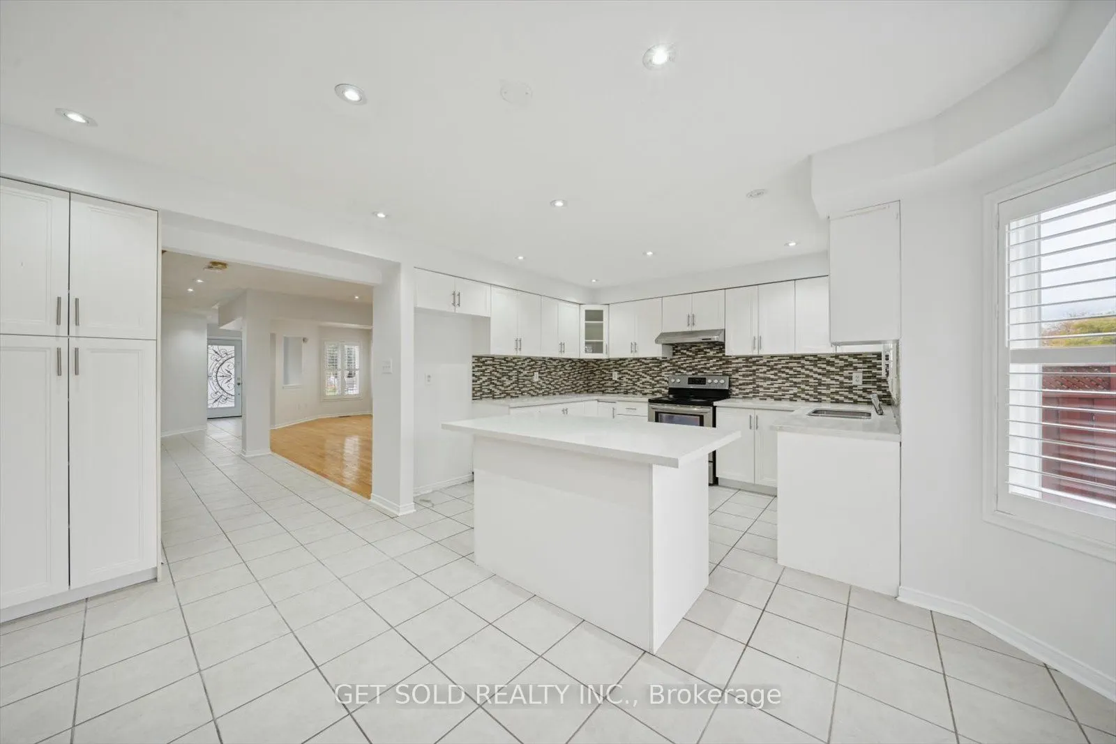 36 Field Thistle Drive