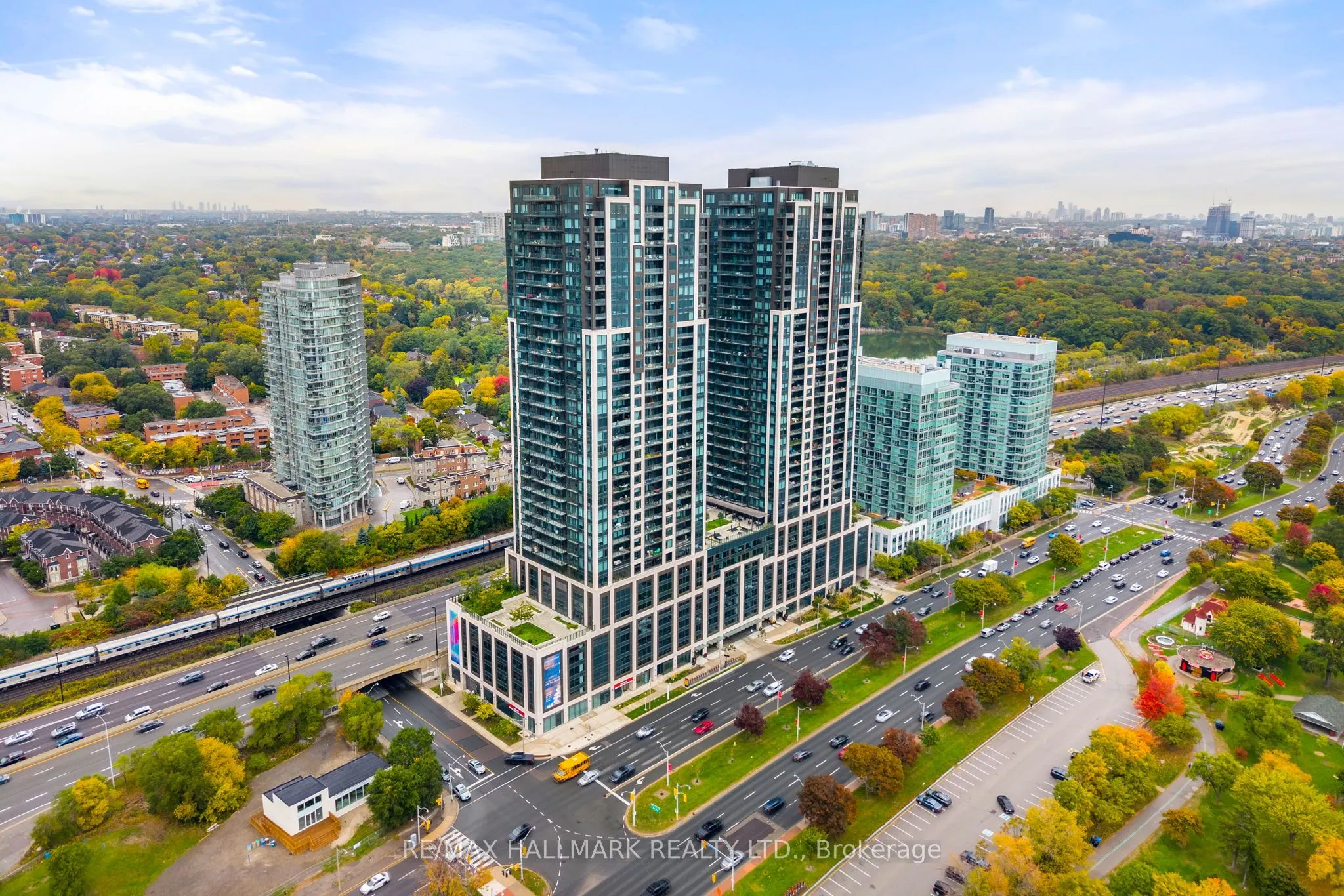 1928 Lakeshore Boulevard W, #3807