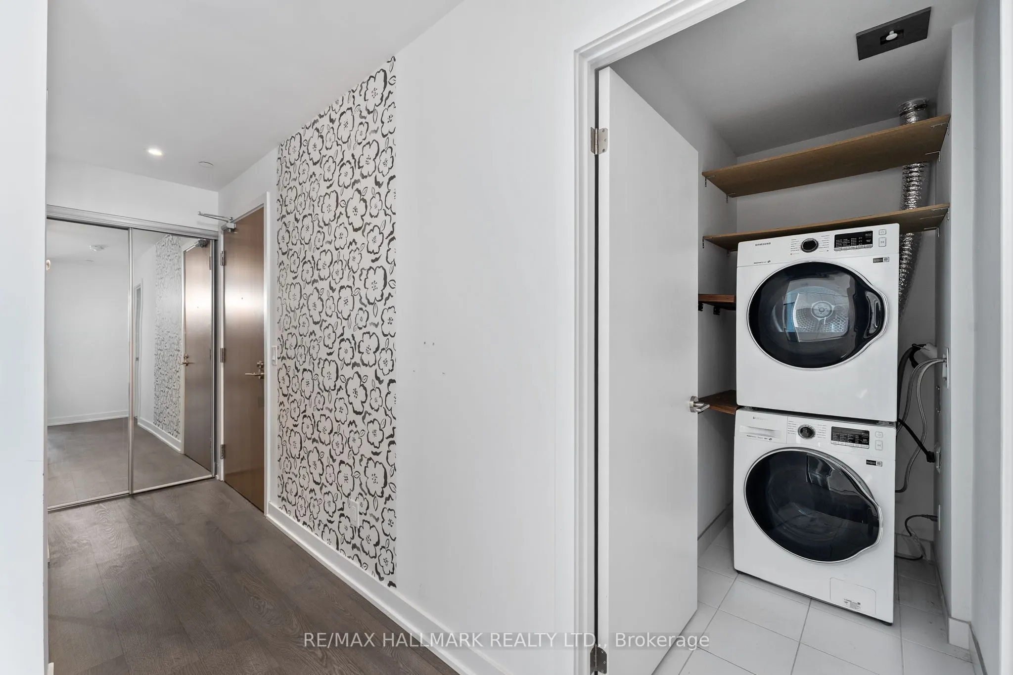 1928 Lakeshore Boulevard W, #3807