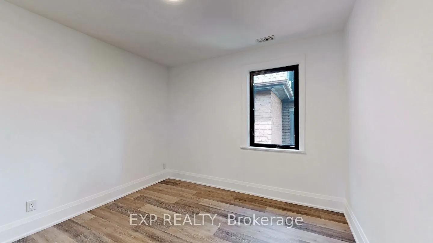 218 Howard Park Avenue, #2