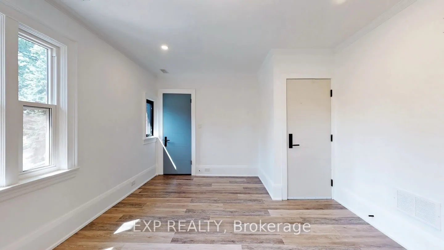 218 Howard Park Avenue, #2