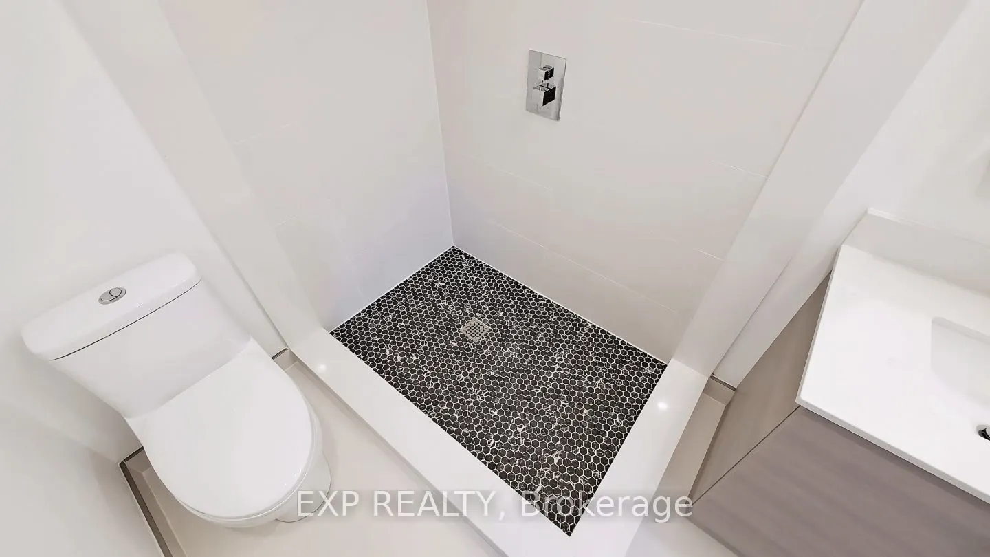 218 Howard Park Avenue, #2