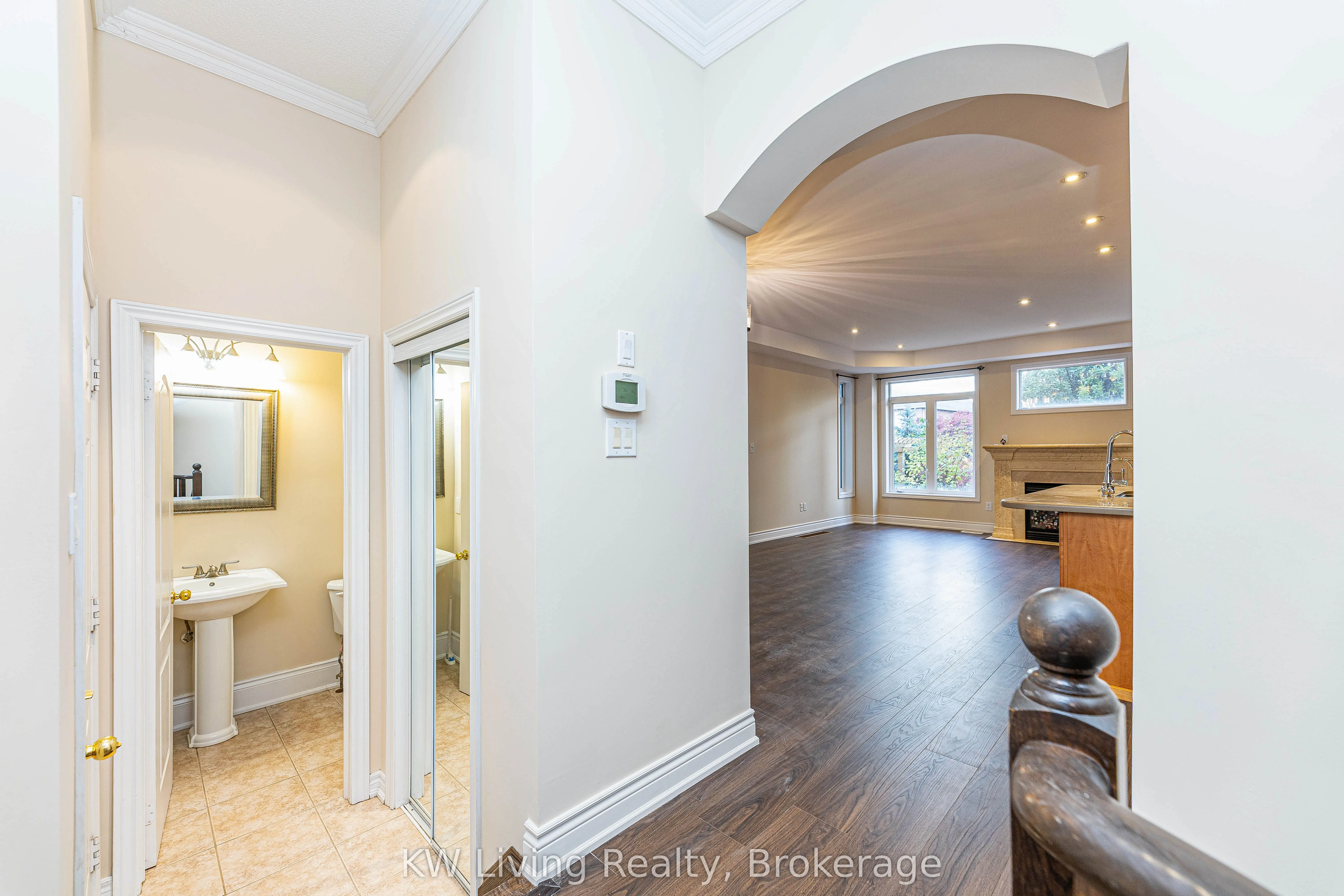 1182 Woodington Lane