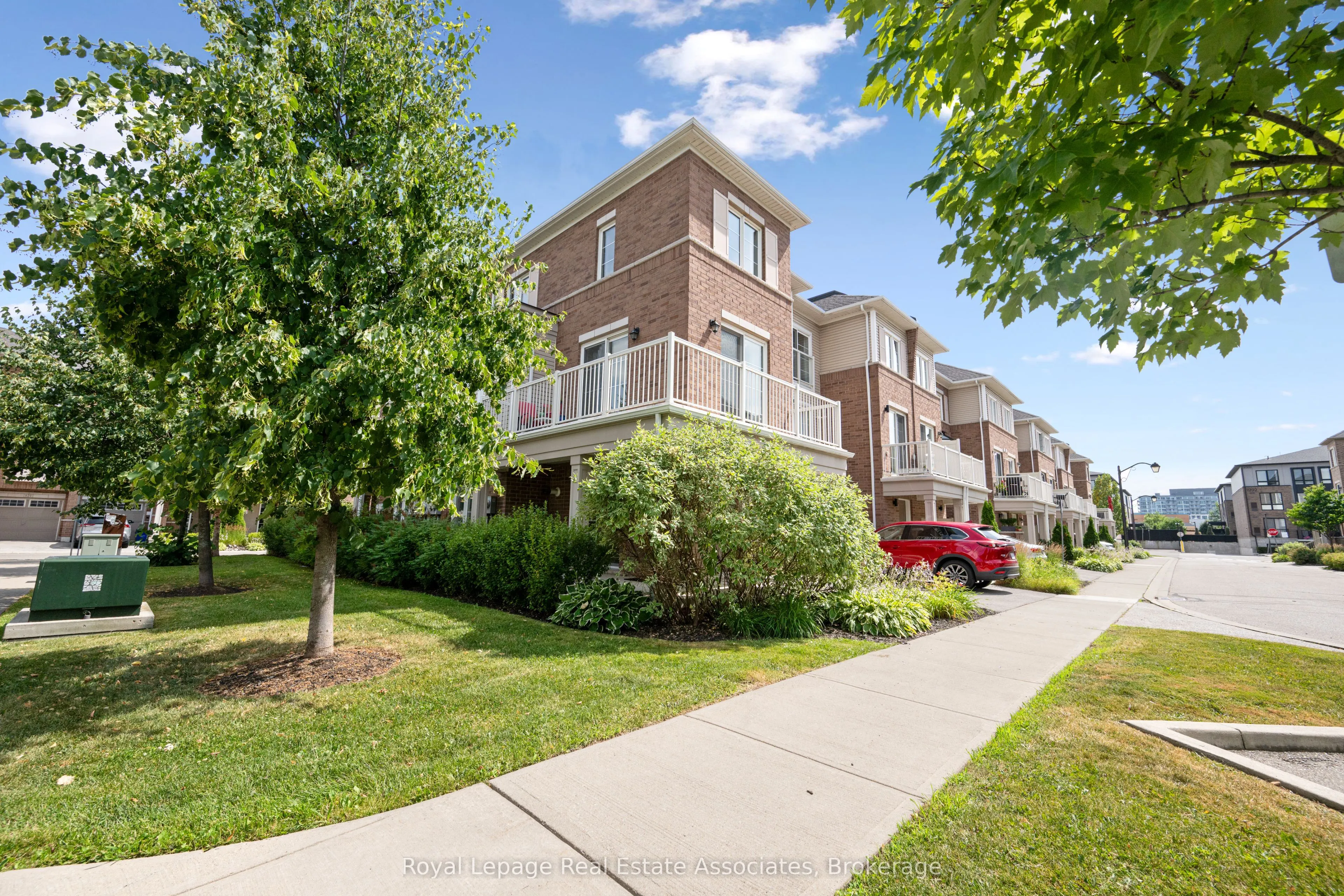 165 Hampshire Way, #71