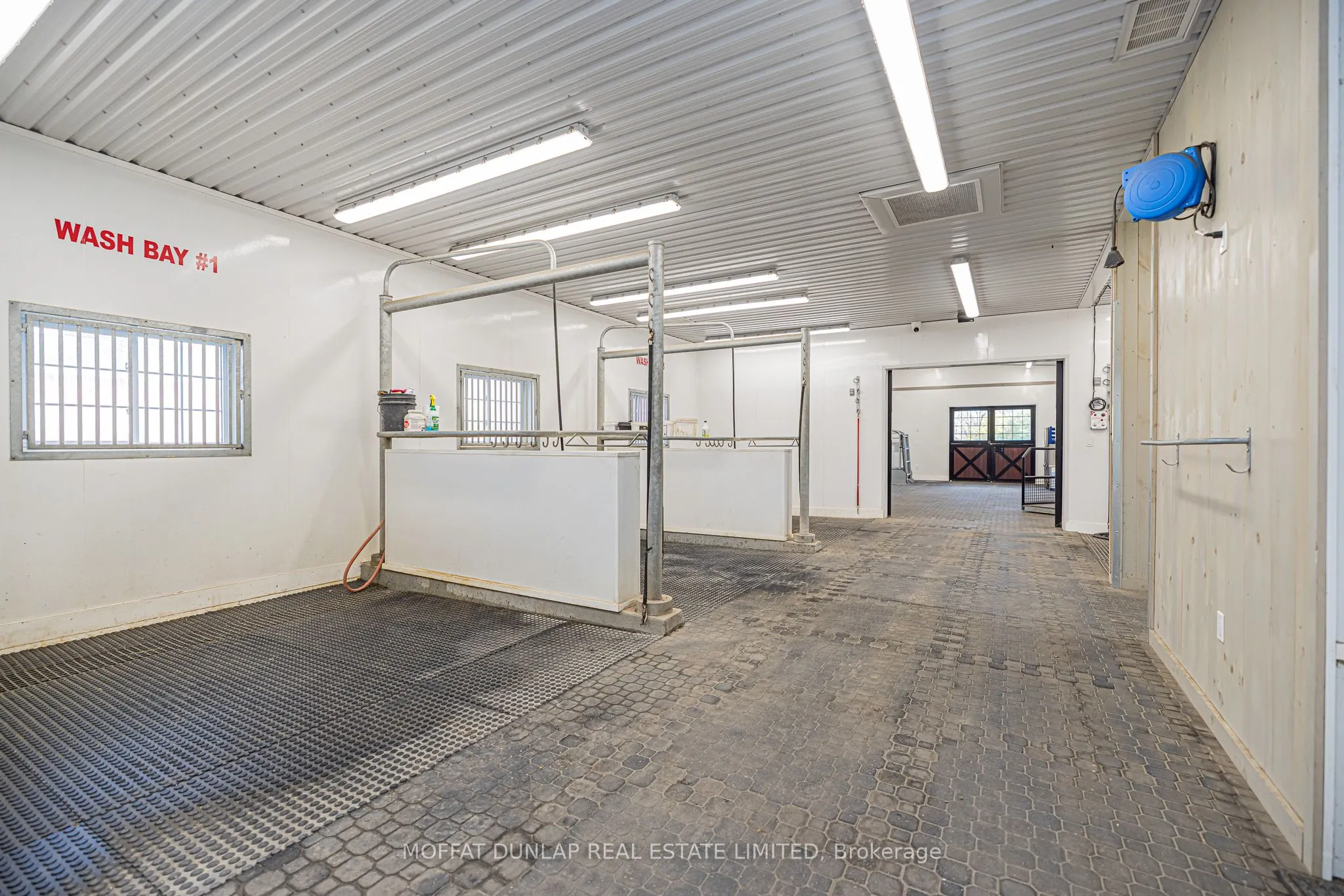 18095 Horseshoe Hill Road