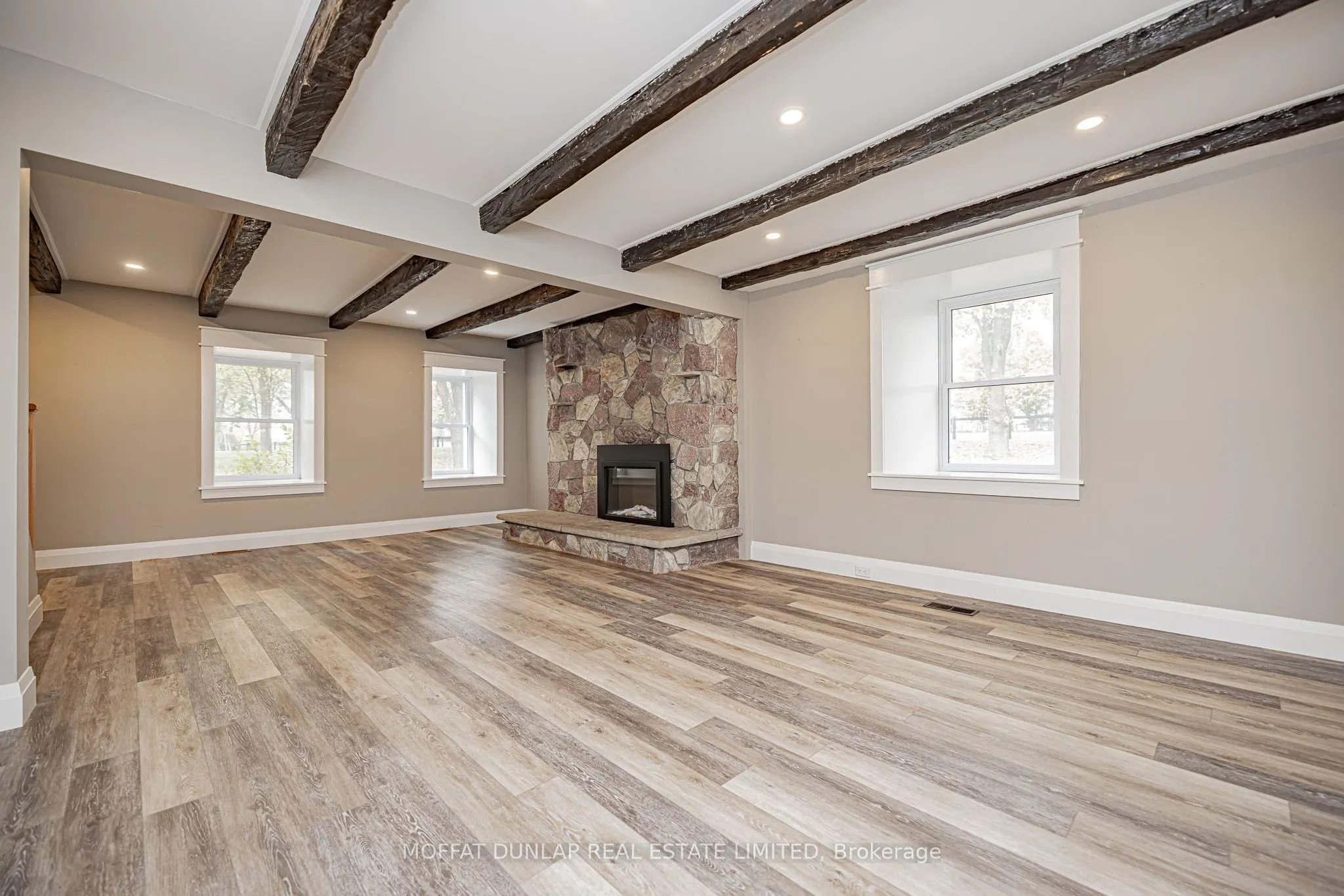 18095 Horseshoe Hill Road