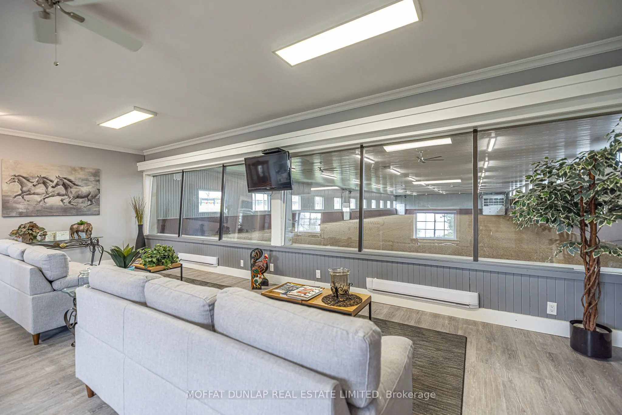 18095 Horseshoe Hill Road