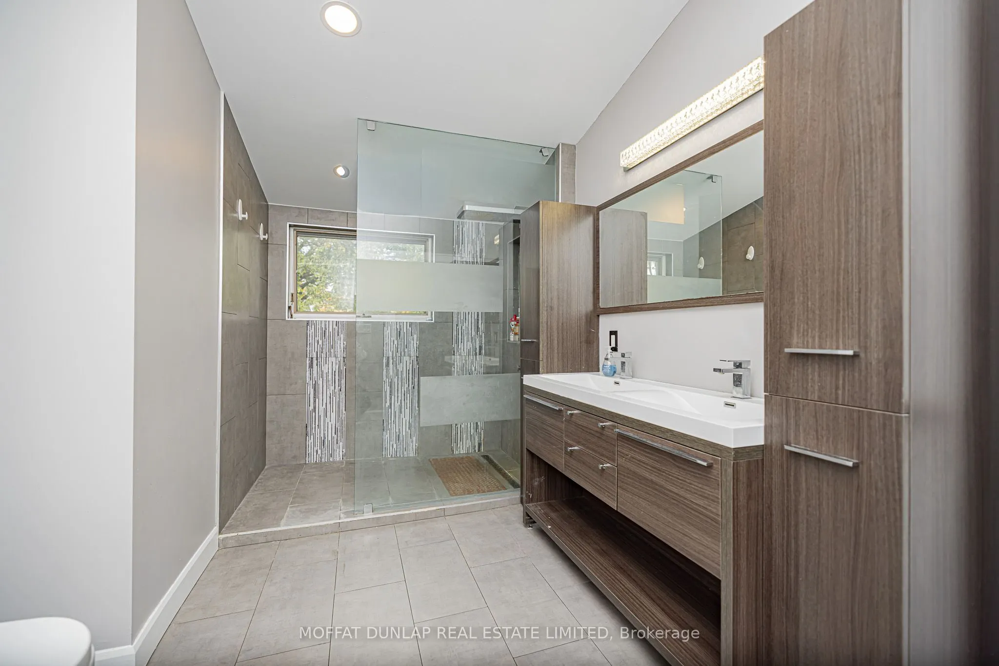 18095 Horseshoe Hill Road