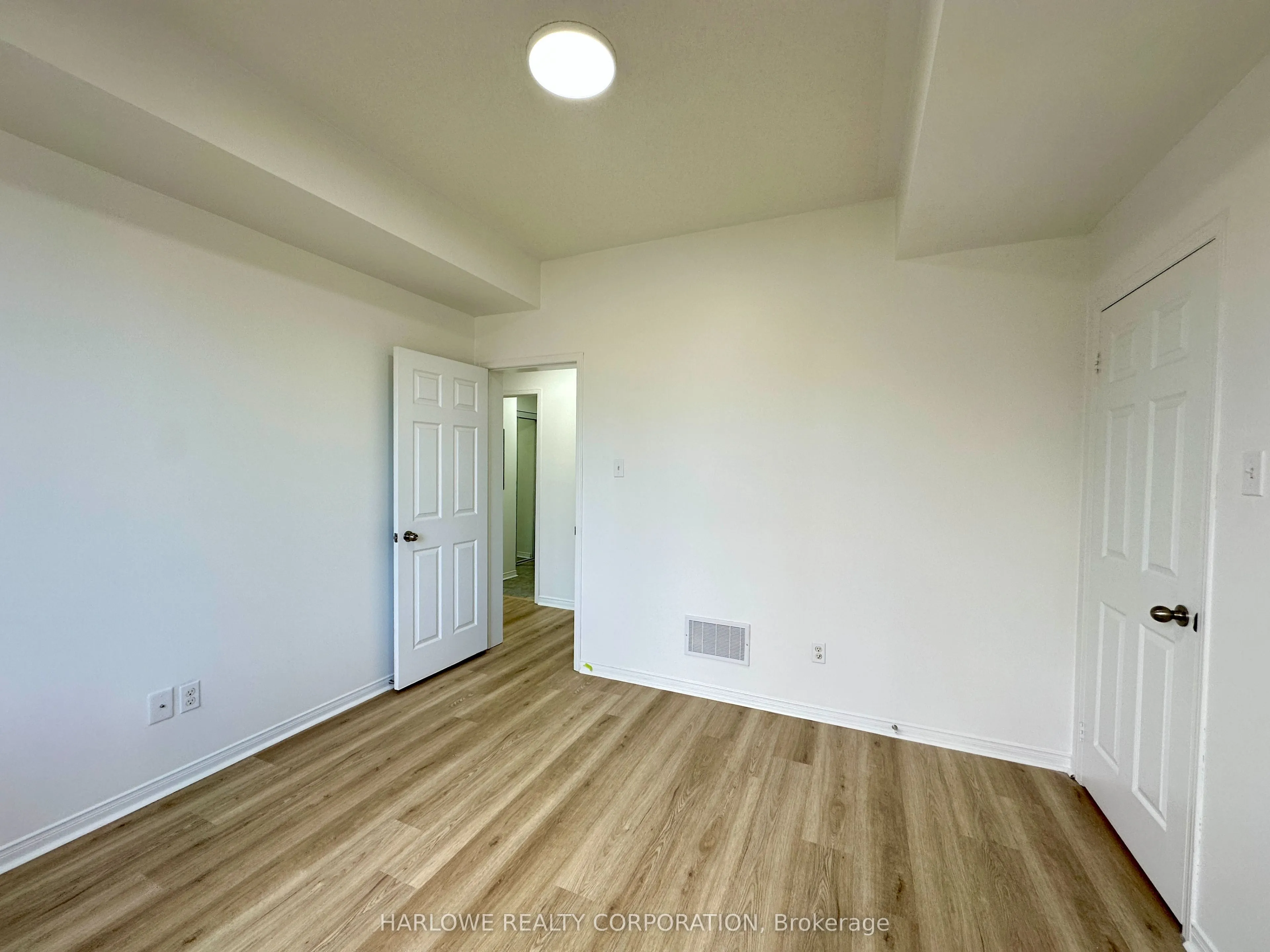 60 Fairwood Circle, #59