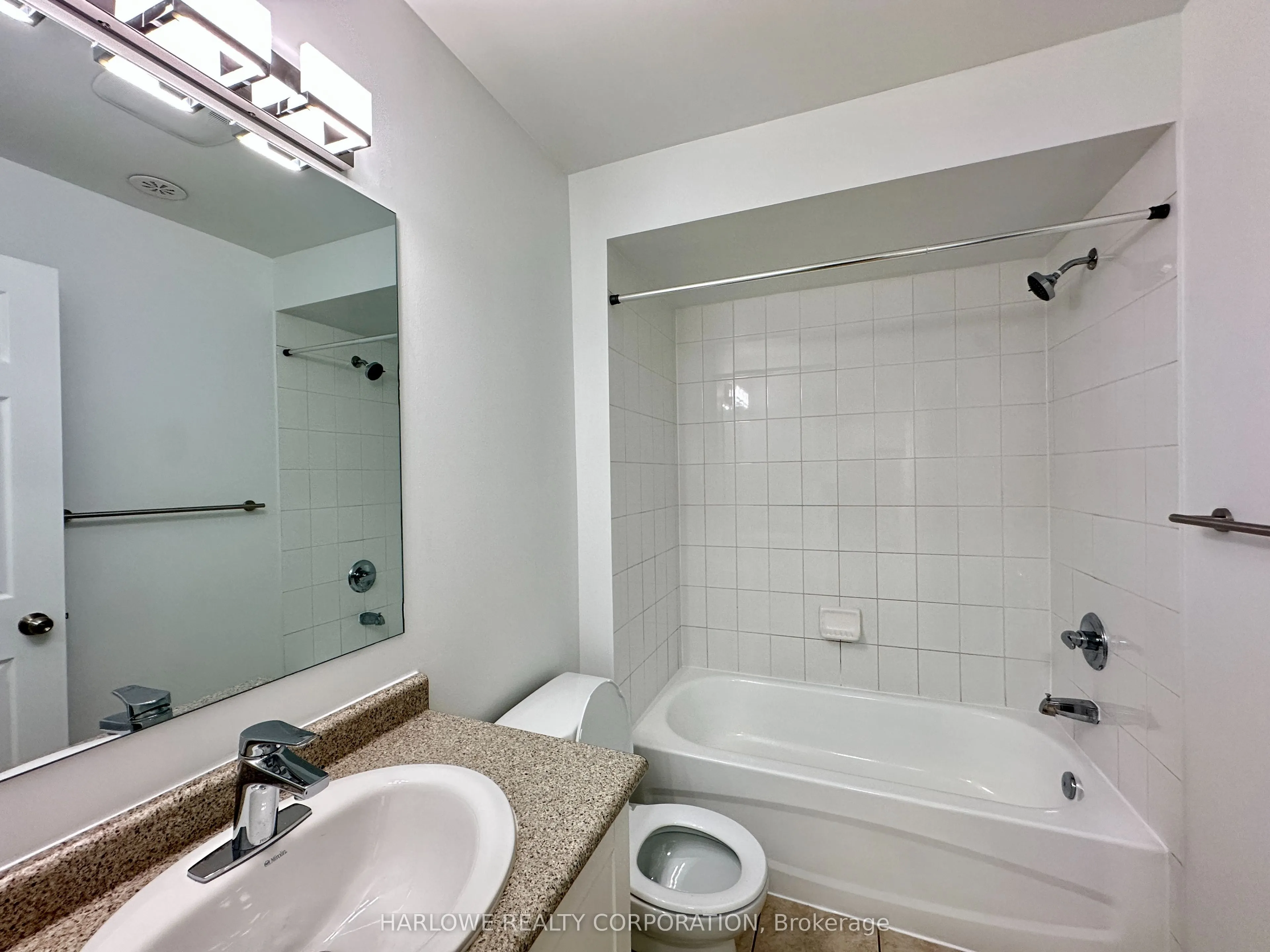 60 Fairwood Circle, #59