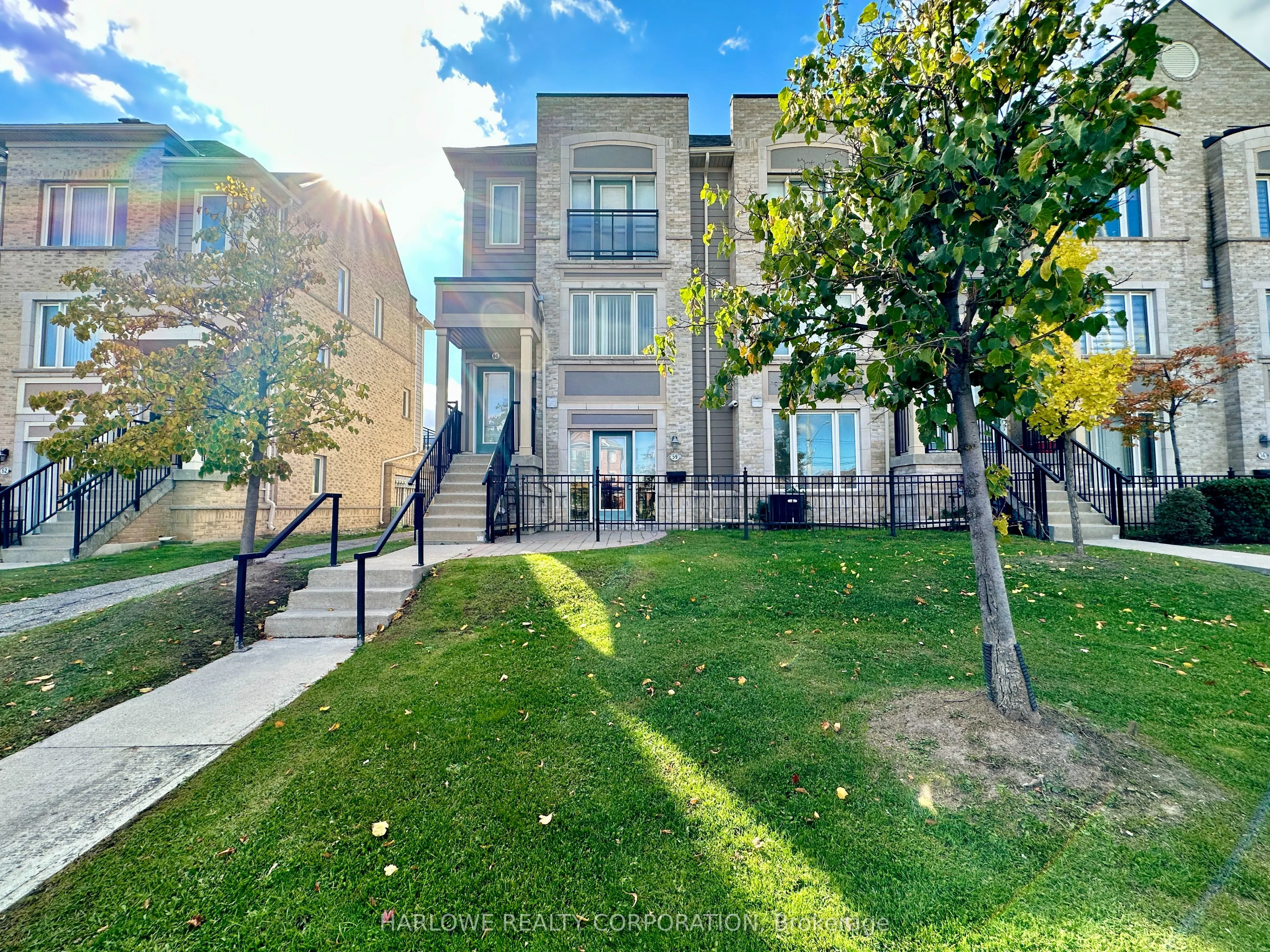 60 Fairwood Circle, #59