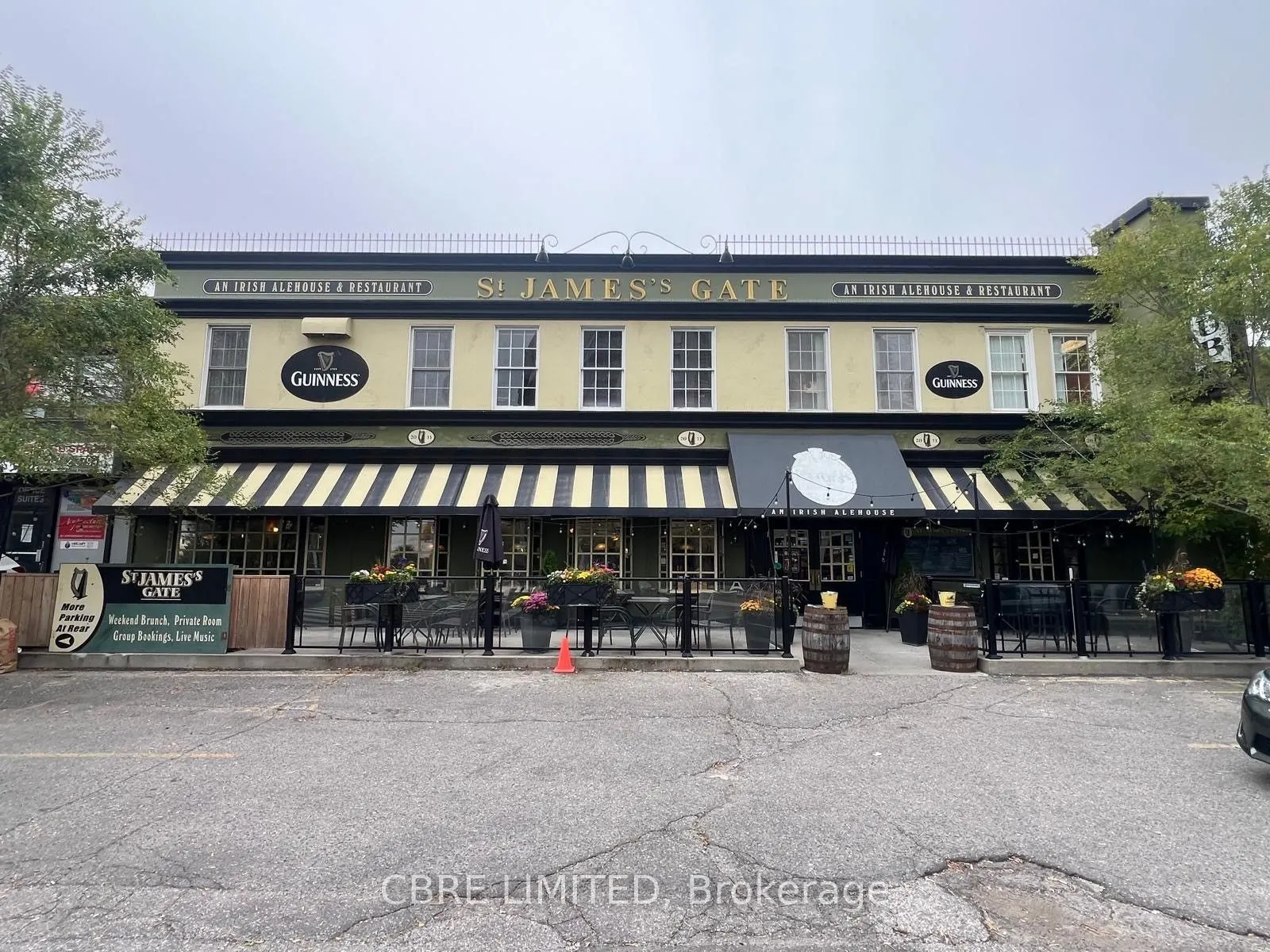 5140* Dundas Street W