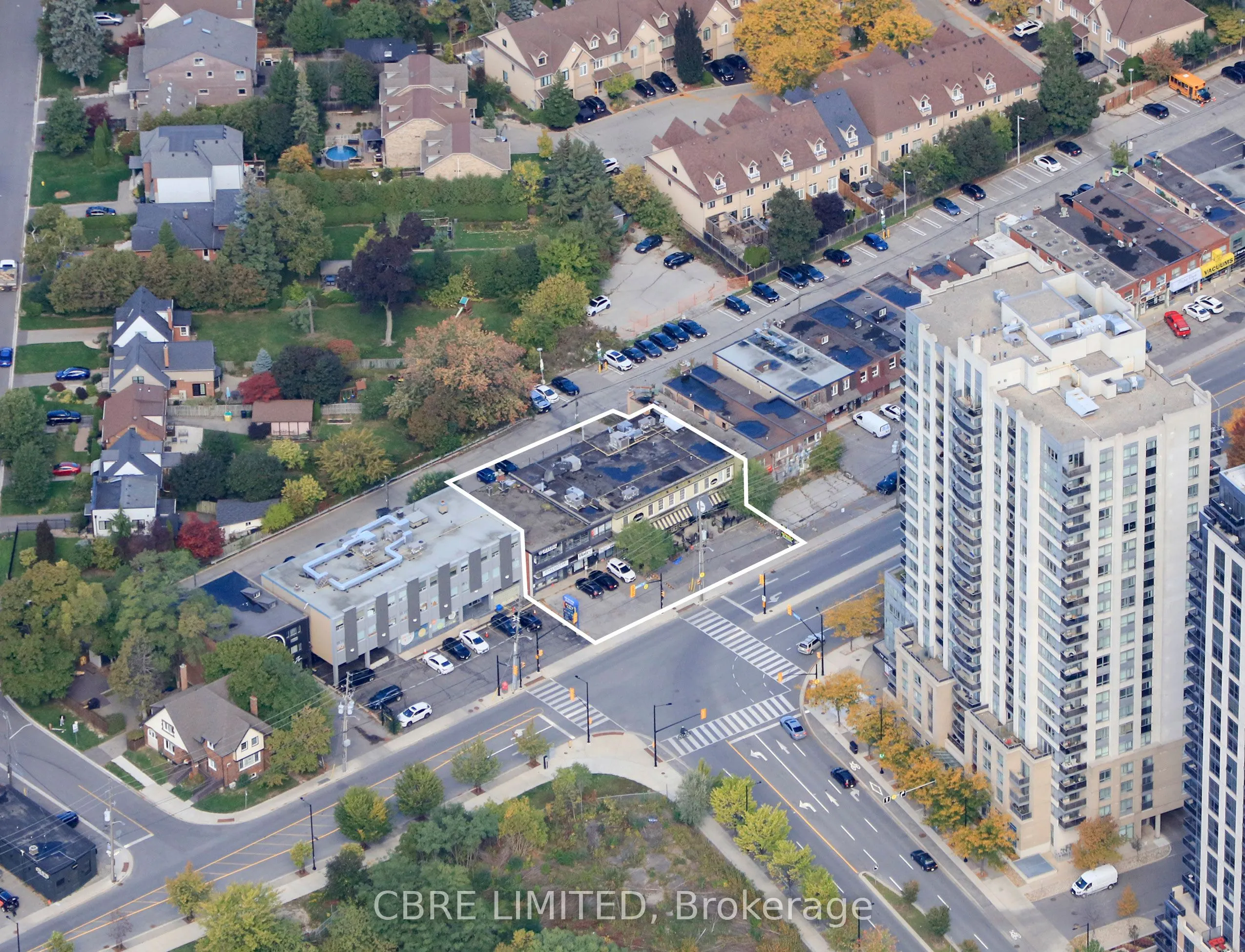 5140* Dundas Street W