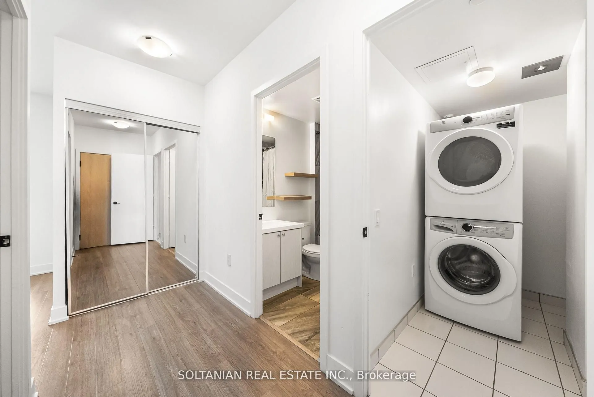 50 George Butchart Drive, #810