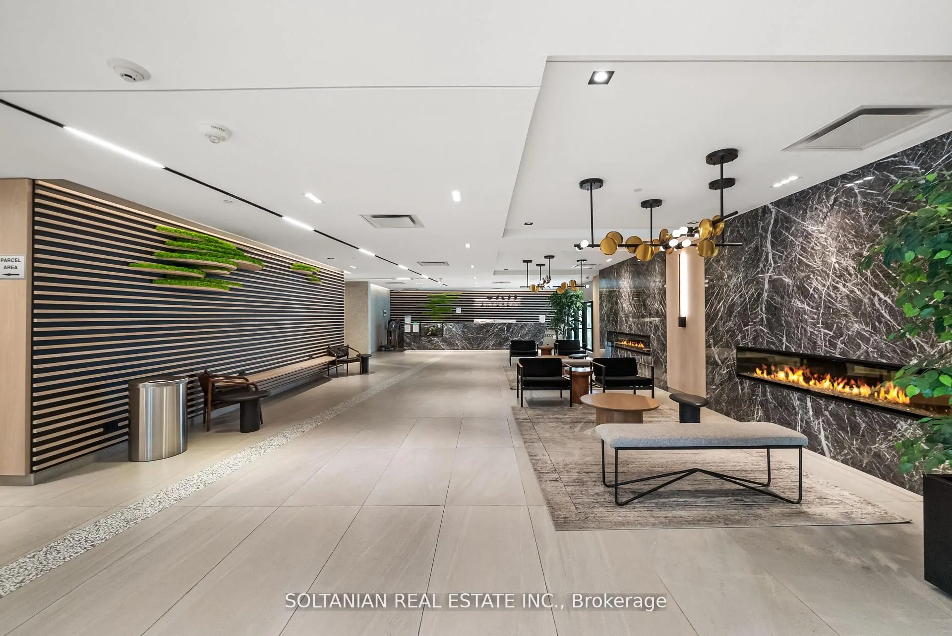 50 George Butchart Drive, #810