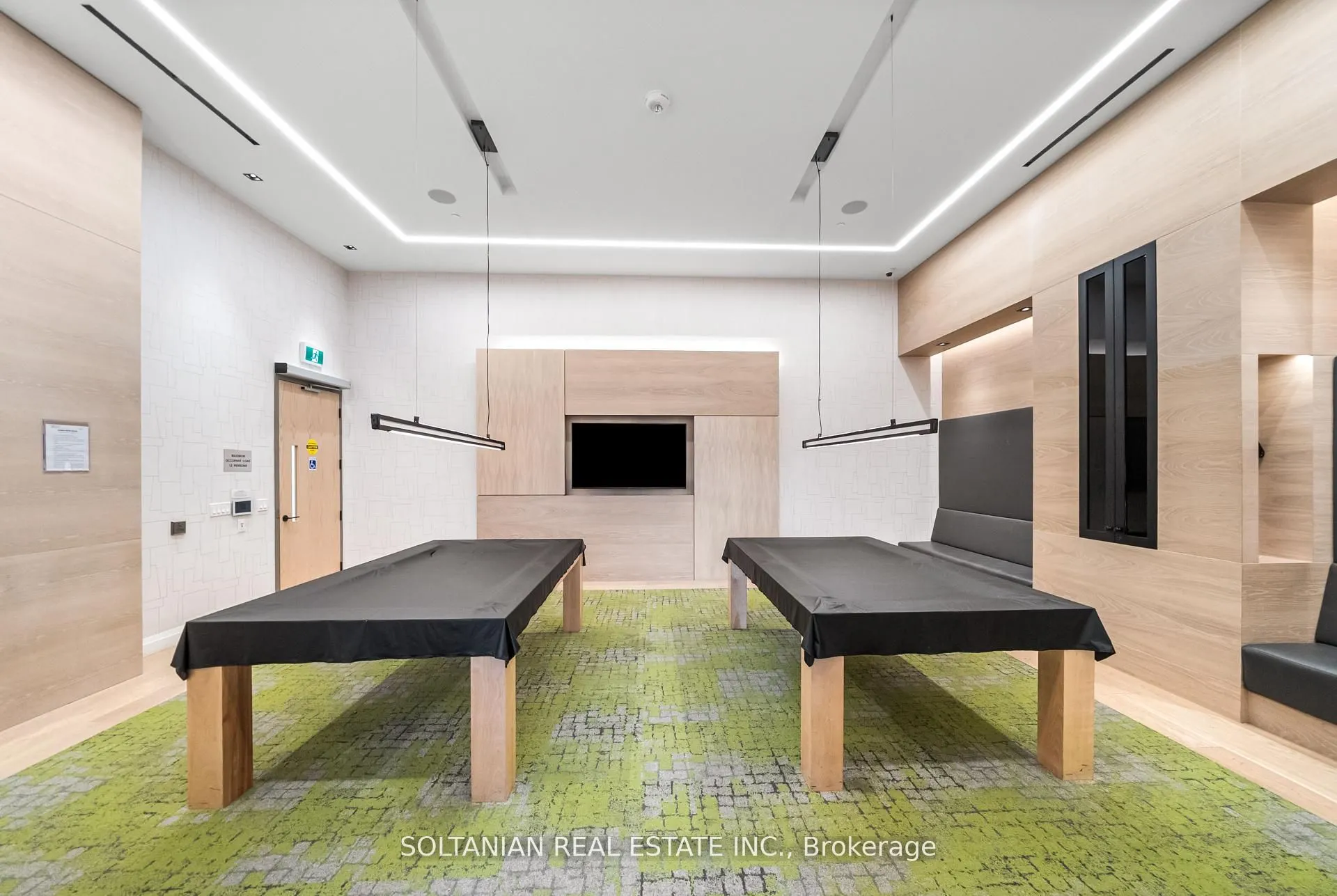 50 George Butchart Drive, #810