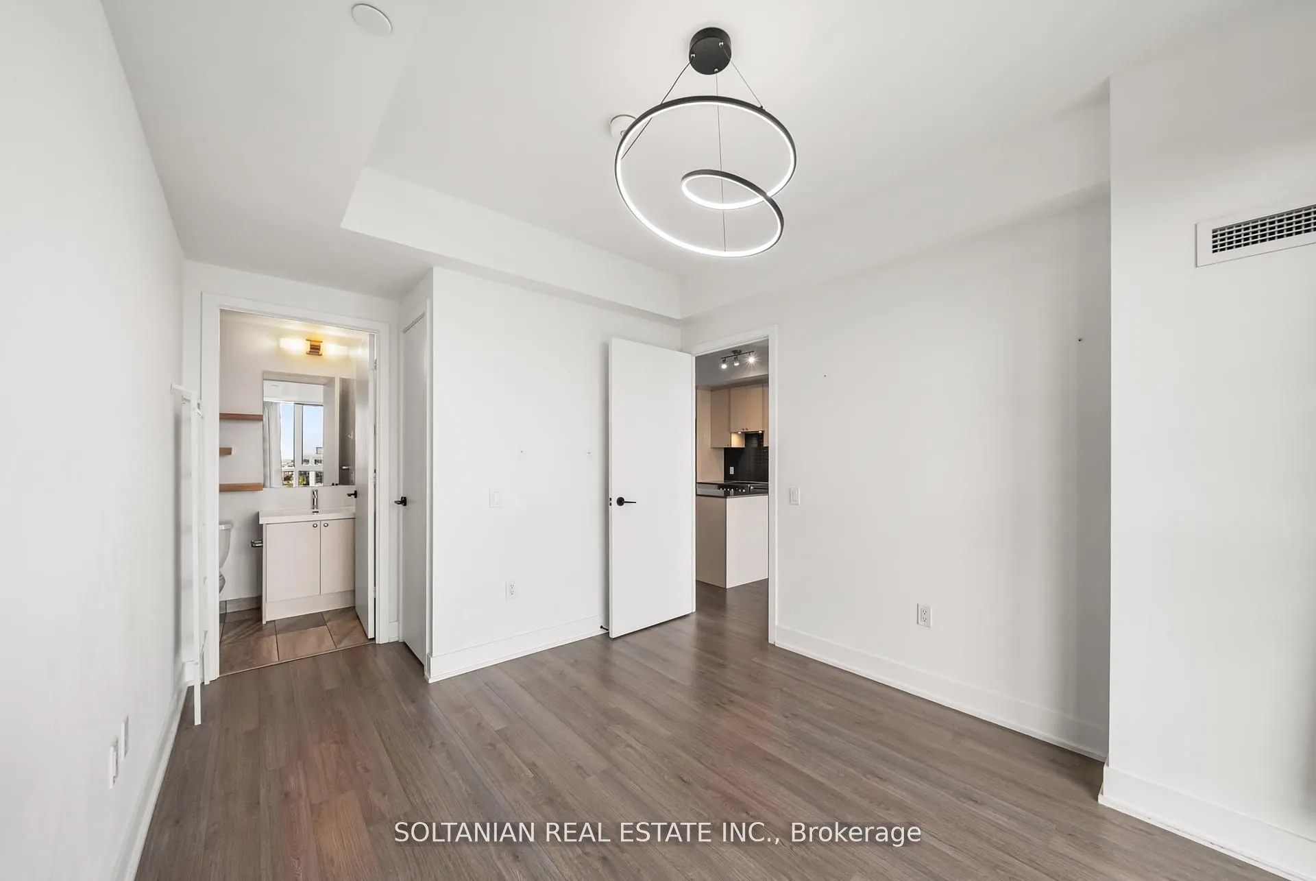 50 George Butchart Drive, #810