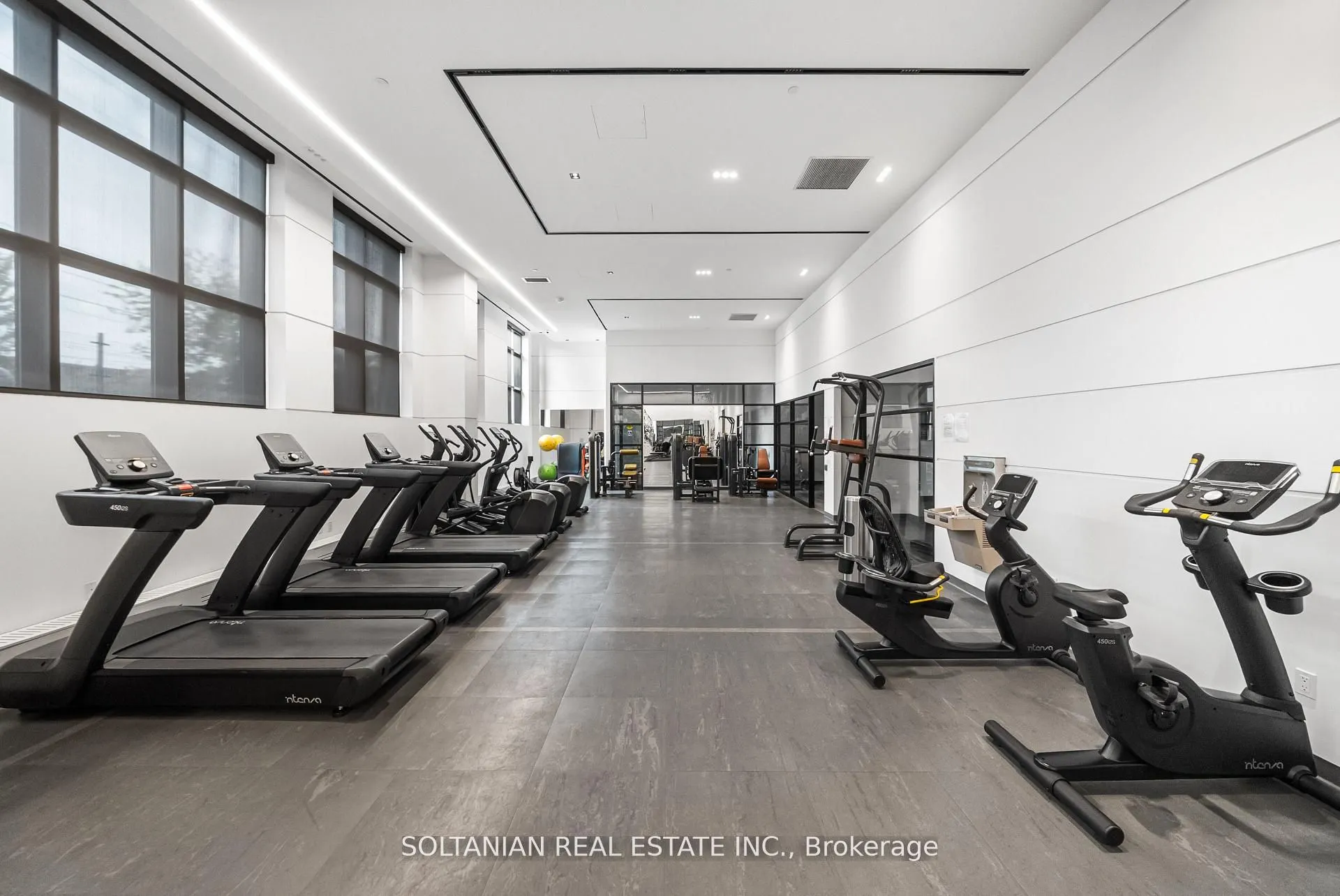 50 George Butchart Drive, #810