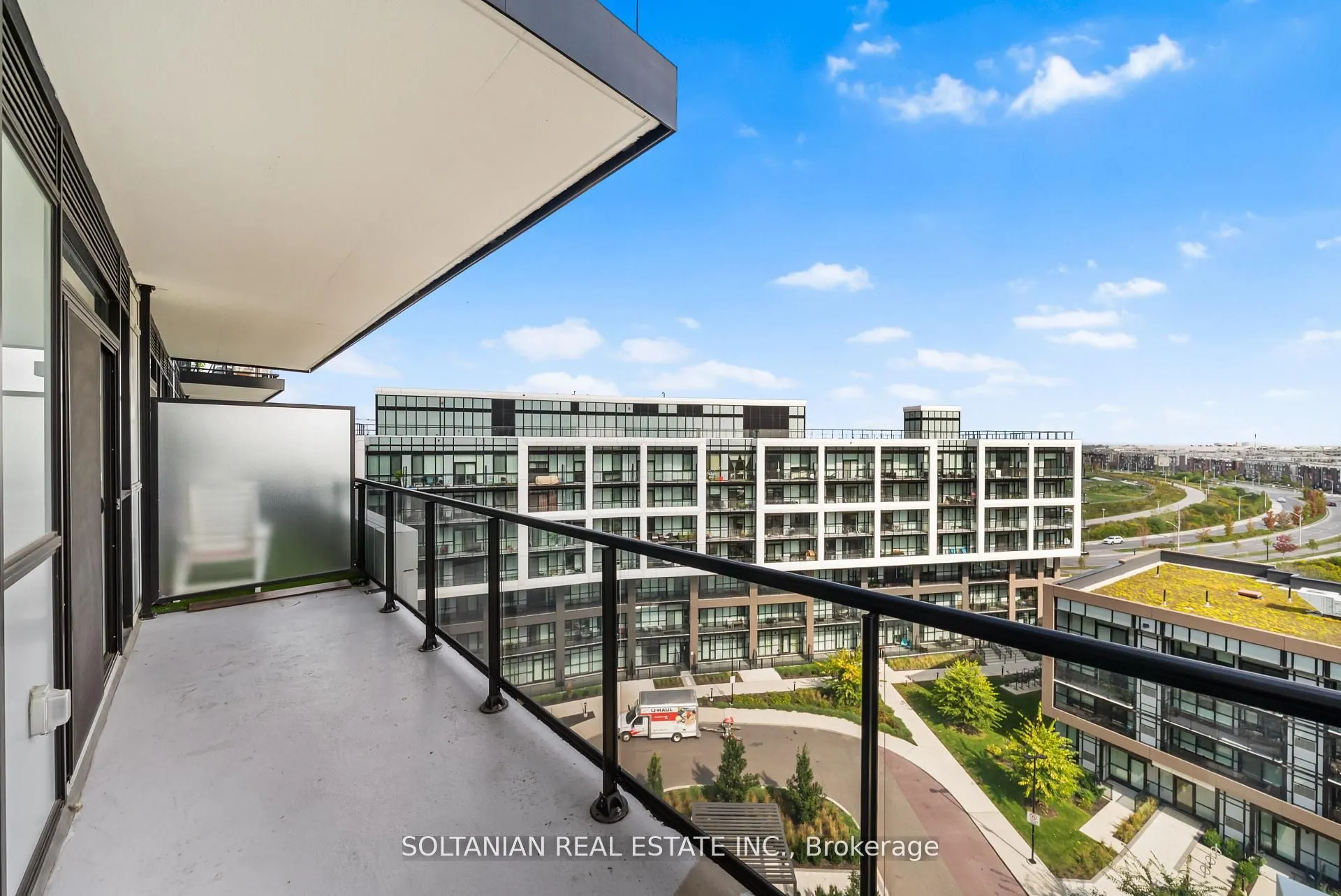 50 George Butchart Drive, #810