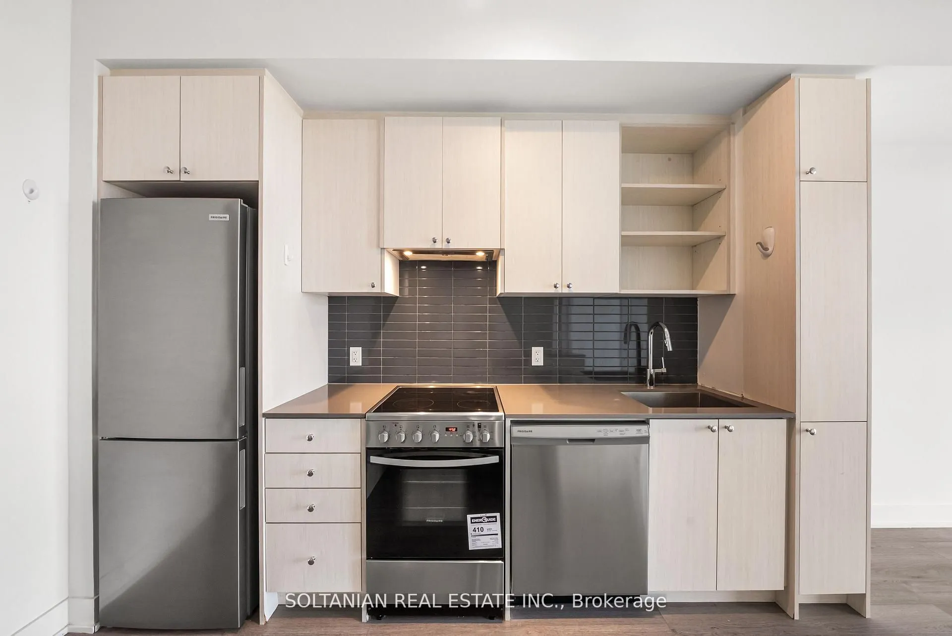 50 George Butchart Drive, #810