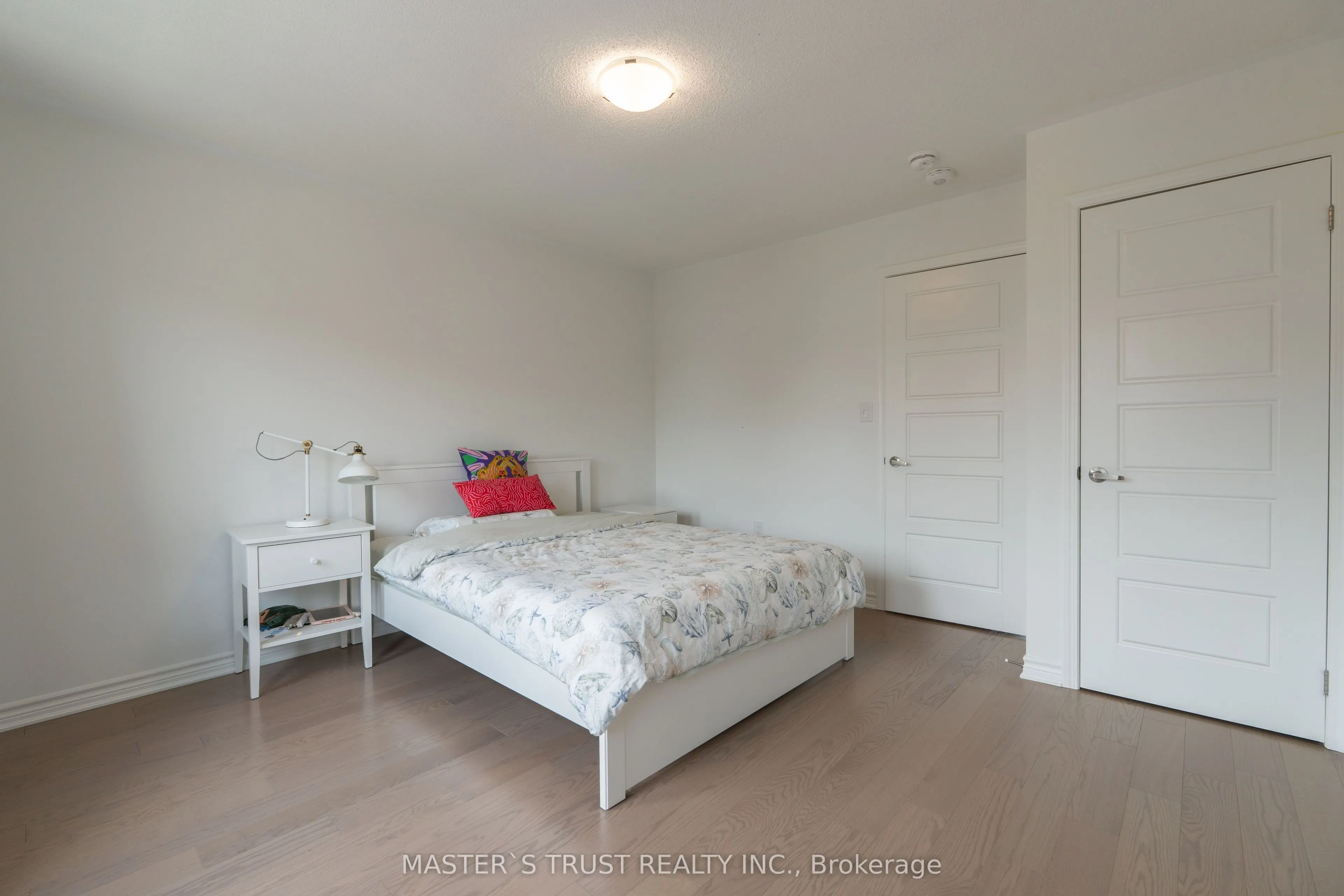 1369 William Halton Parkway