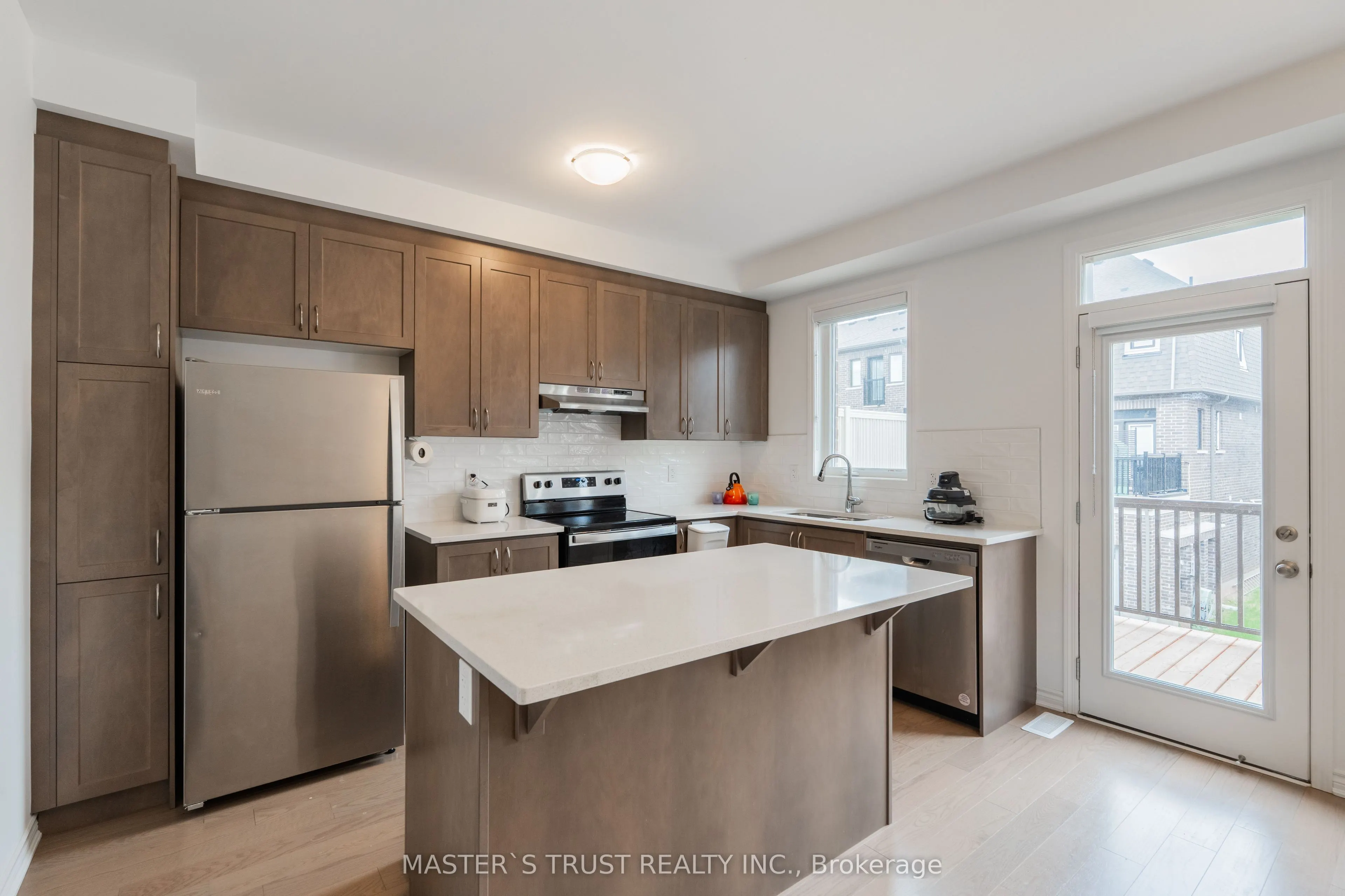 1369 William Halton Parkway