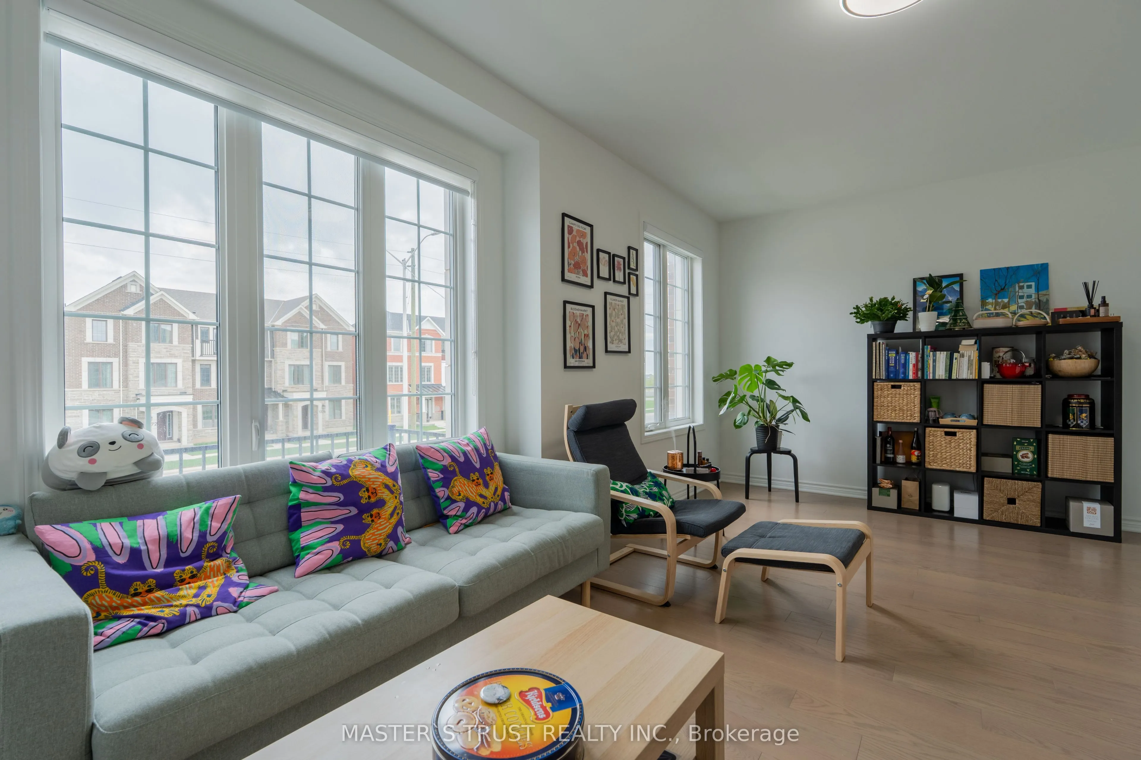 1369 William Halton Parkway