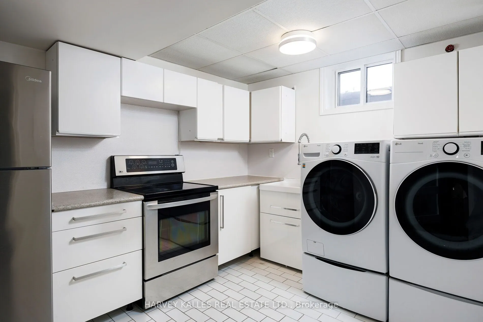 73 Summitcrest Drive