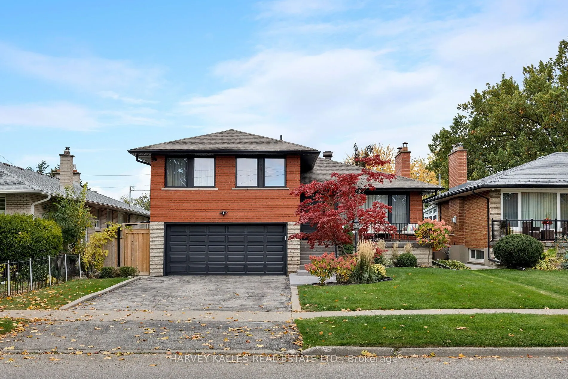 73 Summitcrest Drive