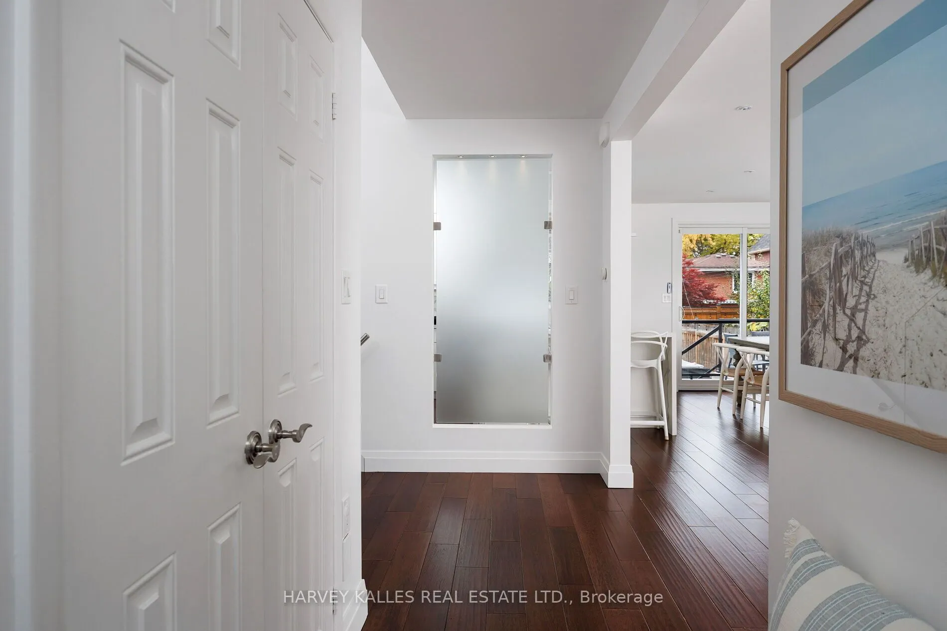 73 Summitcrest Drive