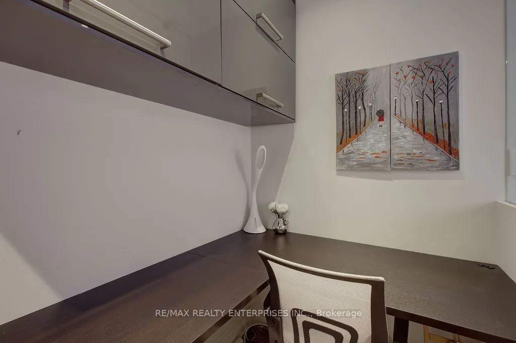 8 Deerfield Crescent