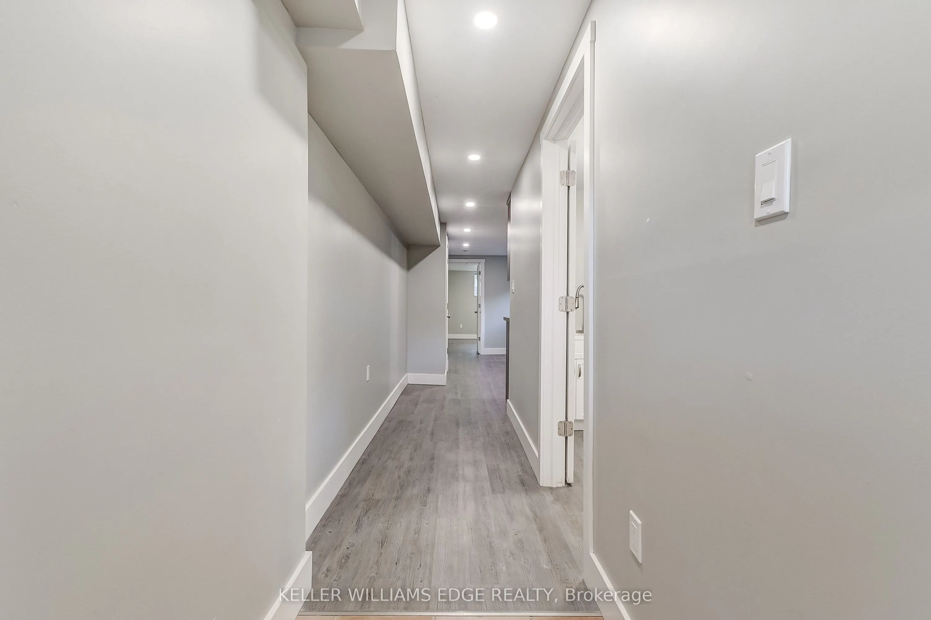 672 Castleguard Crescent, #2