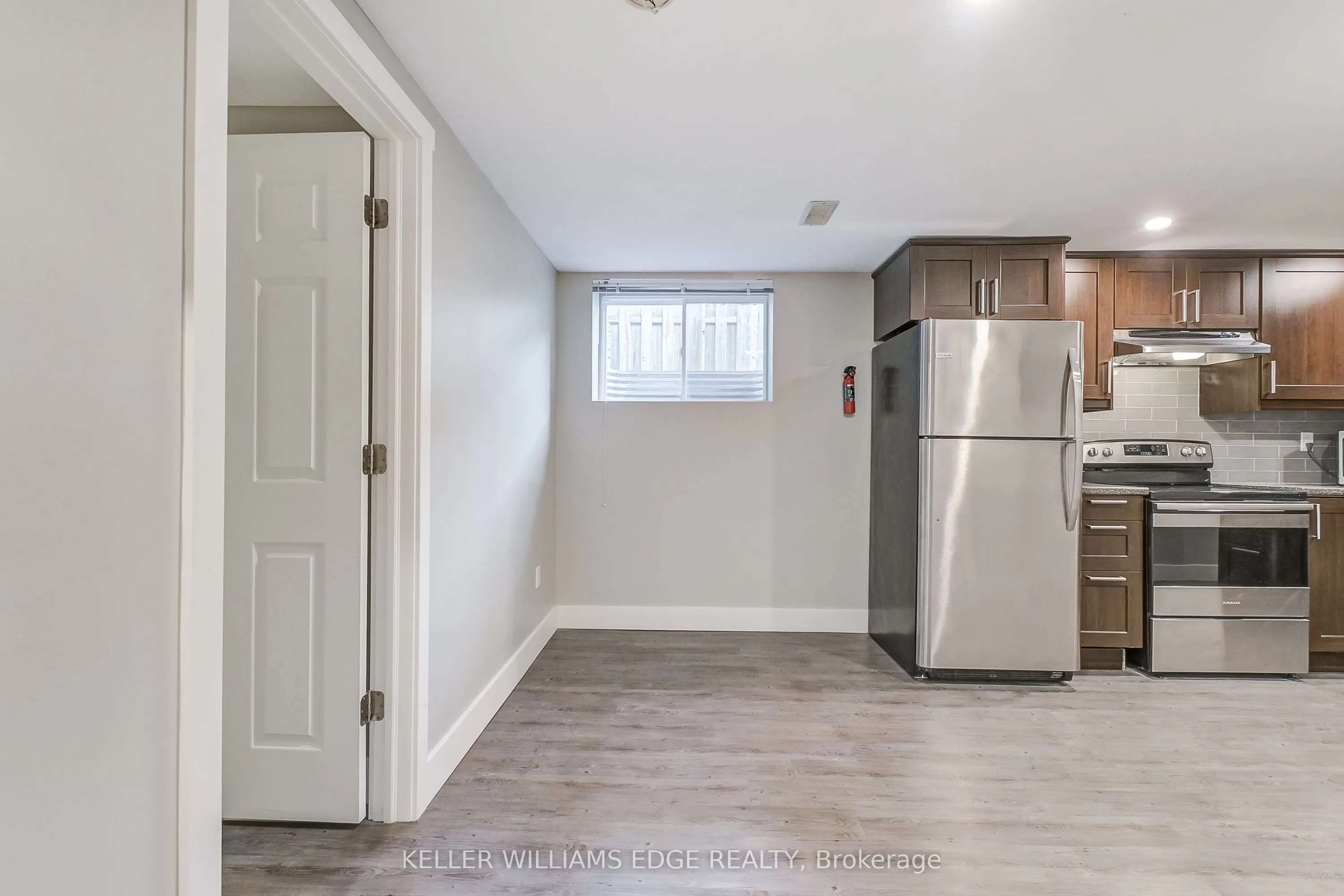 672 Castleguard Crescent, #2