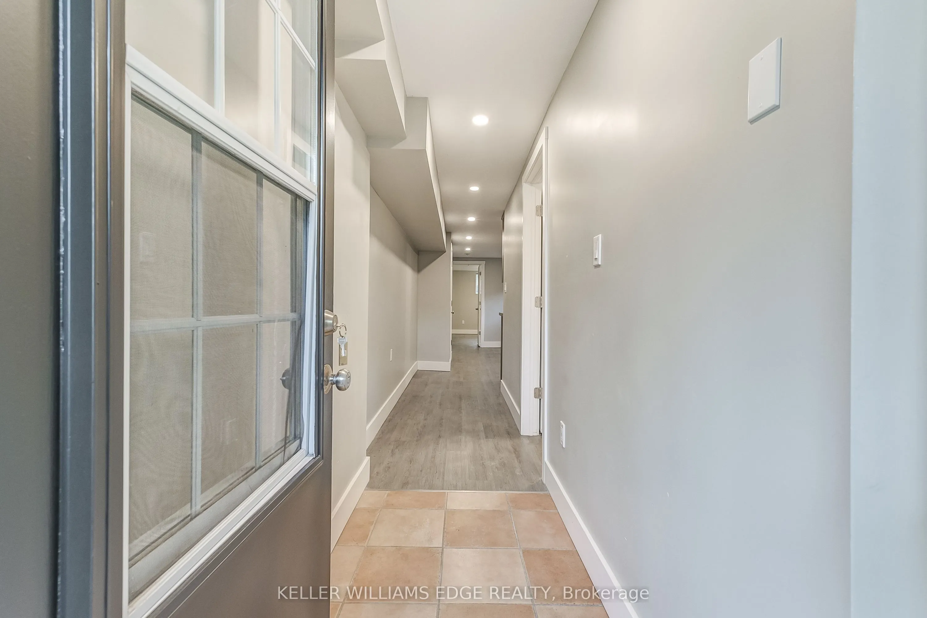 672 Castleguard Crescent, #2