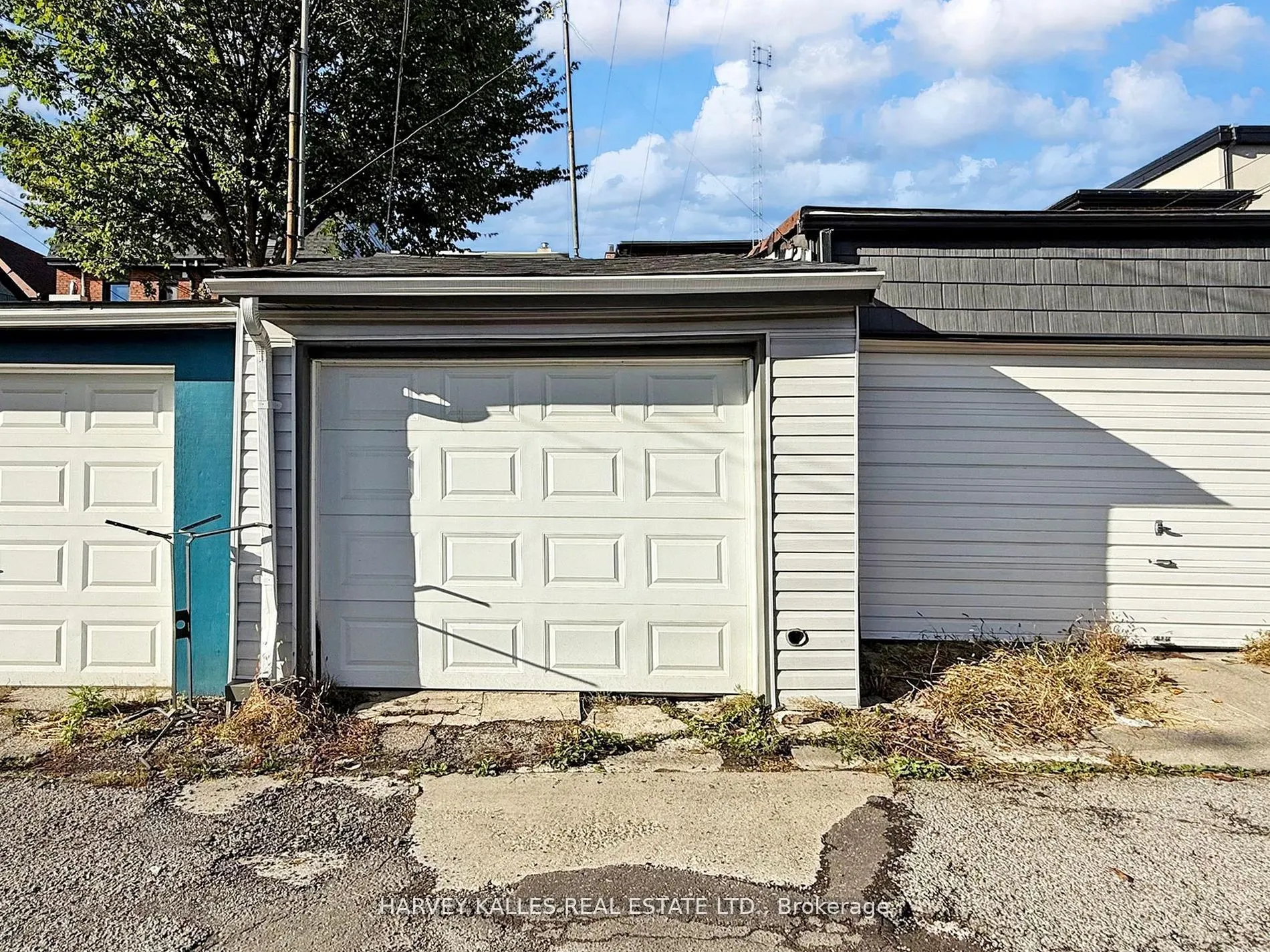 211 Rosemount Avenue