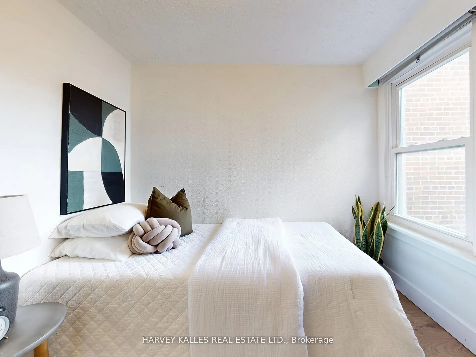 211 Rosemount Avenue