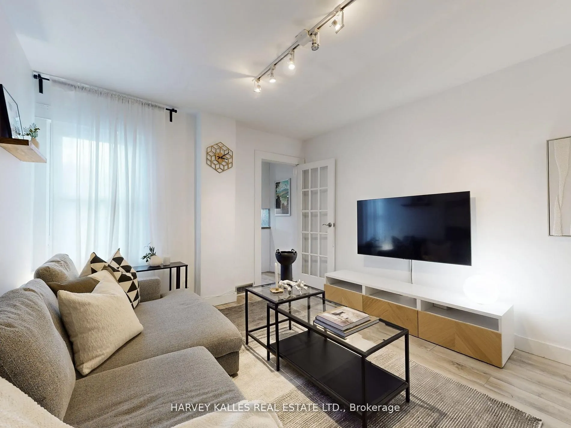 211 Rosemount Avenue